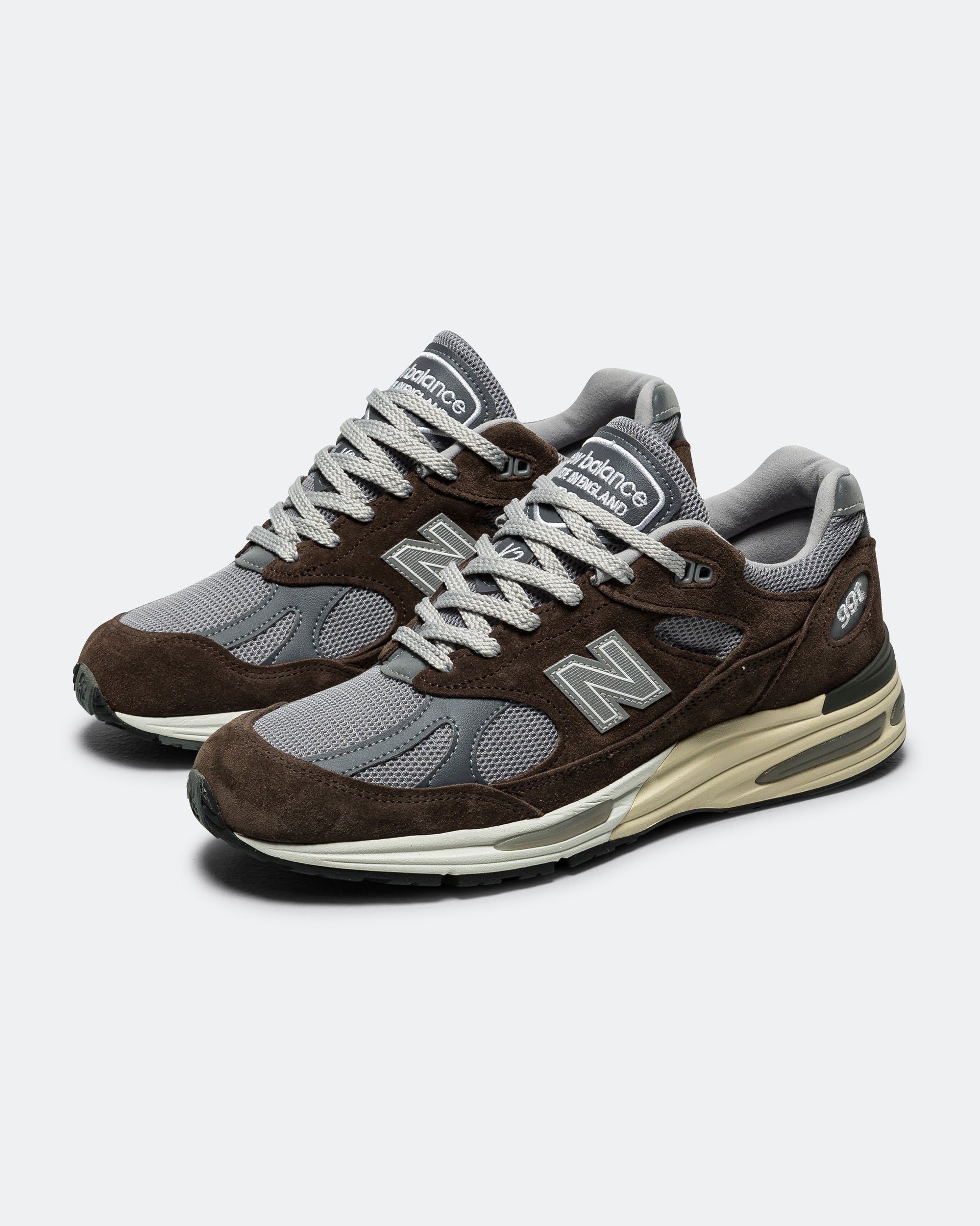 Оригінальна U991bg2 New balance – вид ззаду