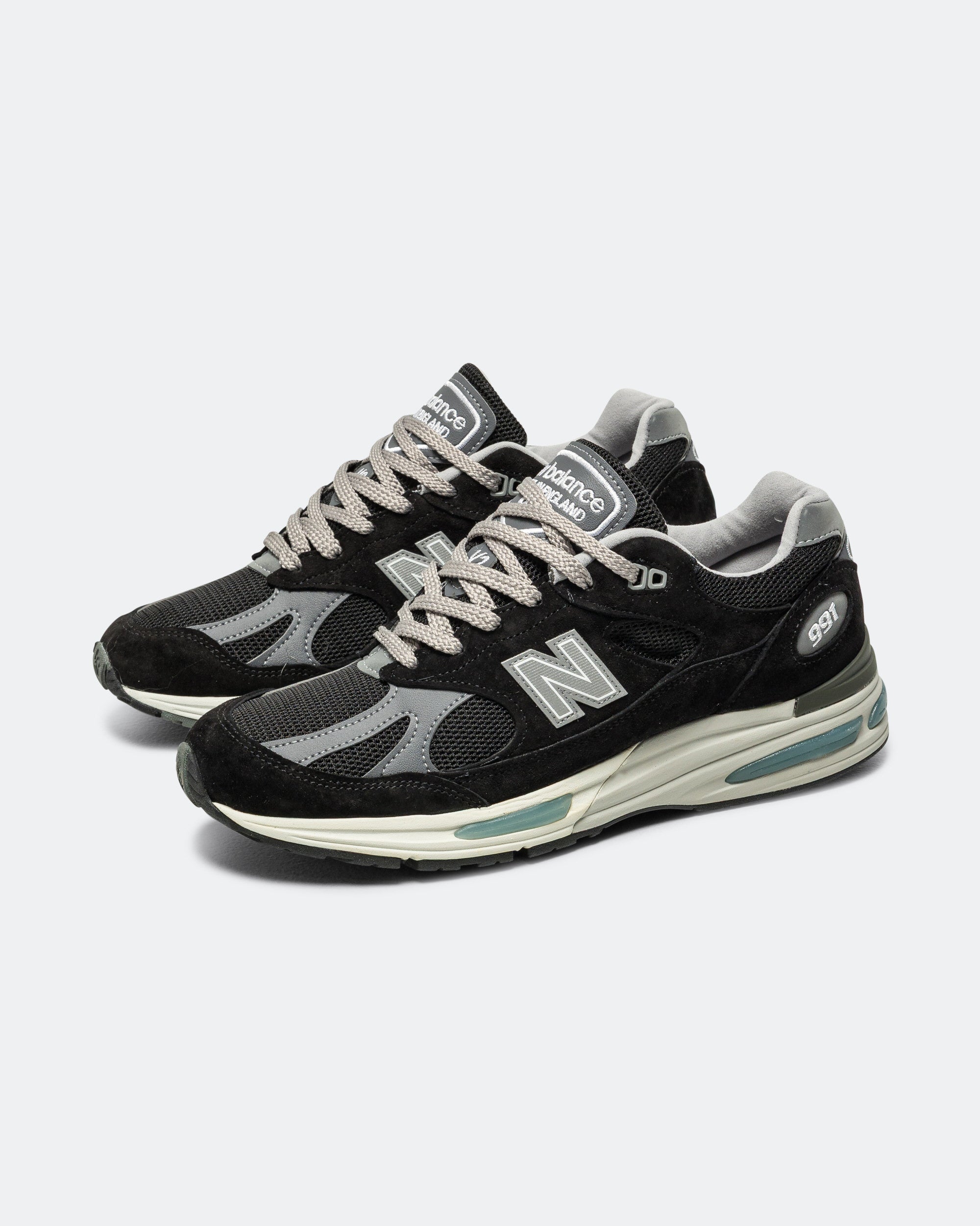Оригінальна U991bk2 New balance – вид ззаду
