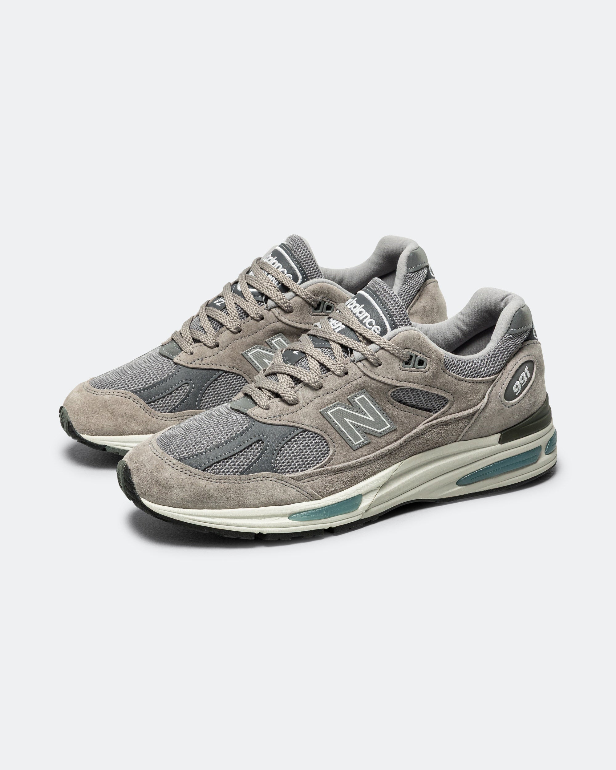 Оригінальна U991gl2 New balance – вид ззаду