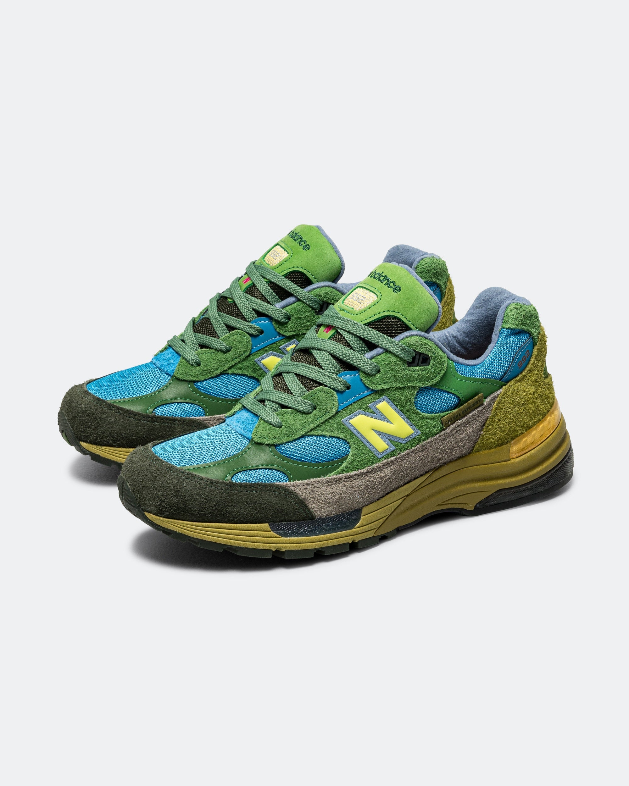 U992sb X Salehe Bembury New balance оригінал – Купити в Україні – вид ззаду - NEW BALANCE