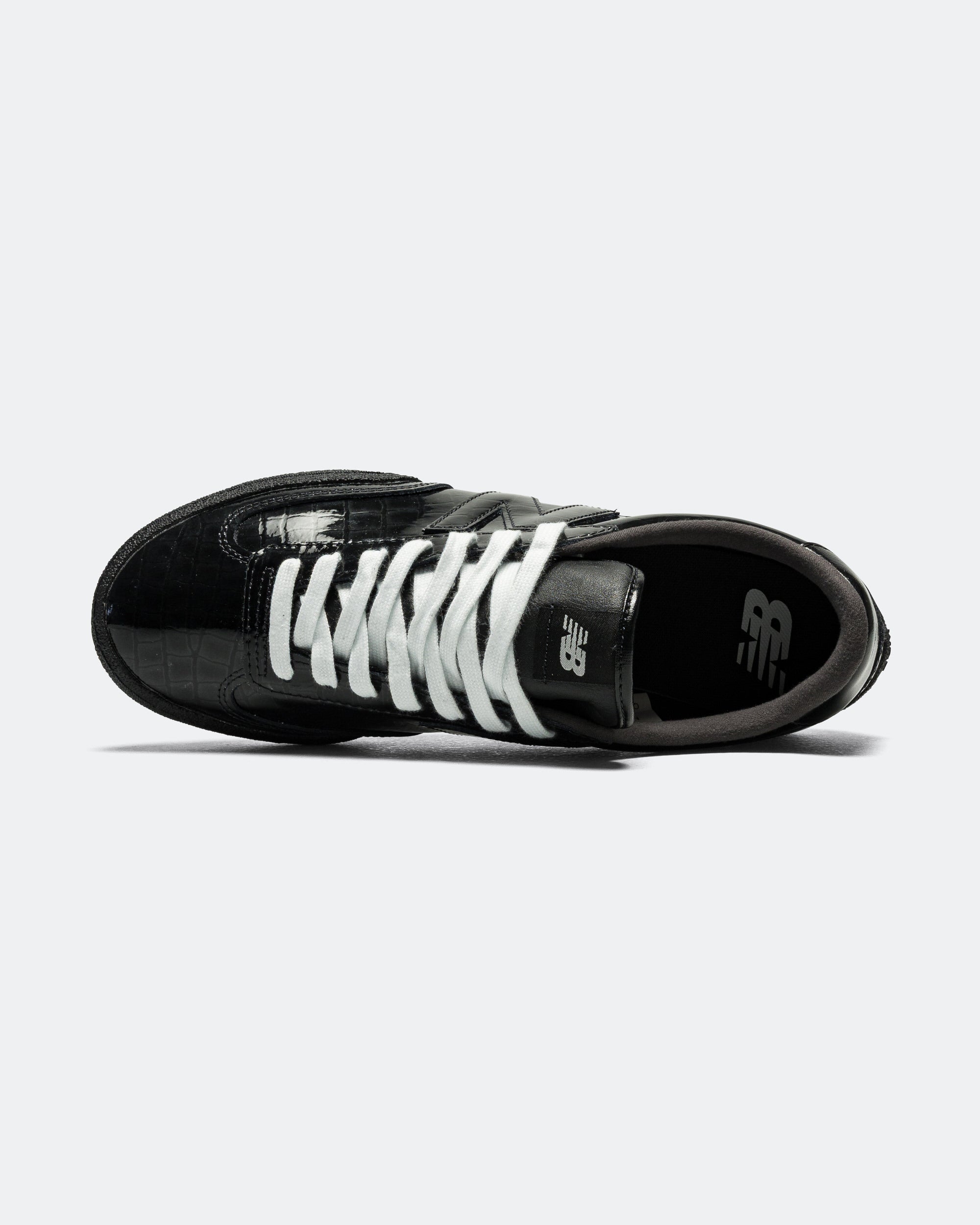 Ugtr2sv New balance оригінал – Купити в Україні – збільшений вид