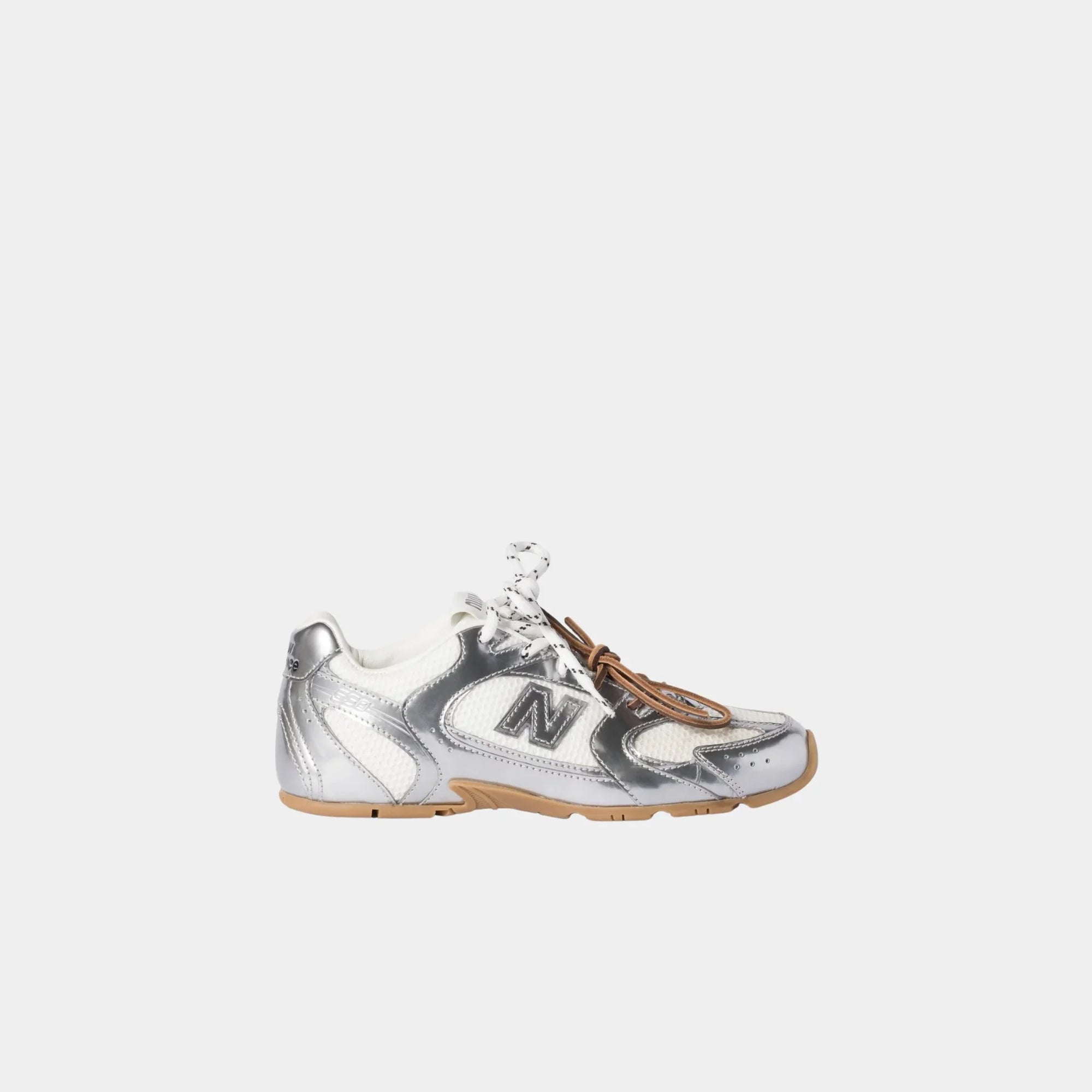 Miu miu Footwear оригінал | Швидка доставка Україна – вид ззаду