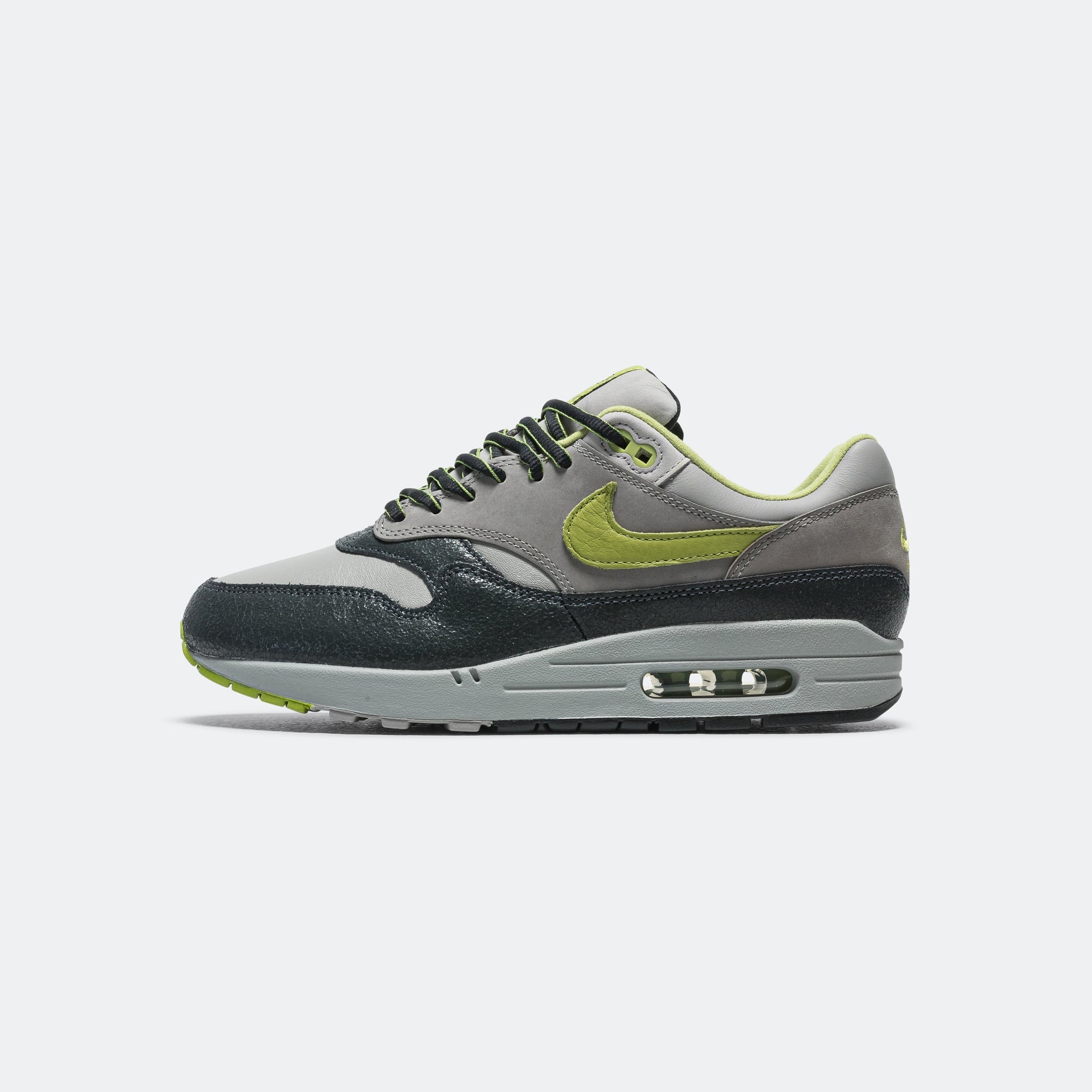 Nike Footwear оригінал | Швидка доставка Україна – боковий вид