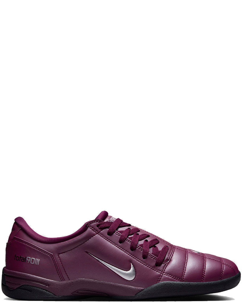 Total 90 III Bordeaux Nike оригінал – Купити в Україні