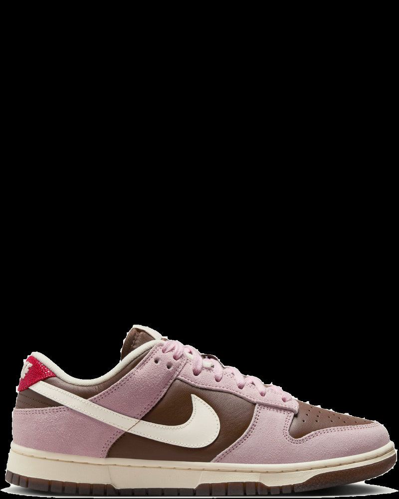 BG_REMOVED_CATALOG_Womens Dunk Low - NIKE