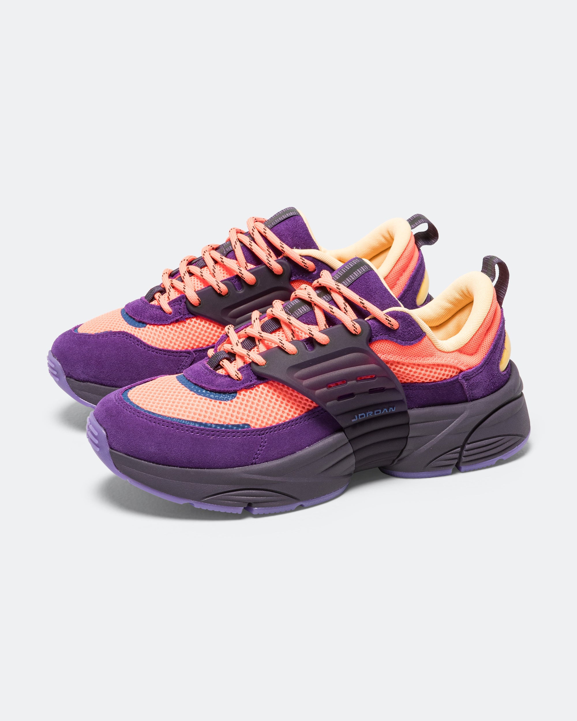 Jordan Trunner O Nike оригінал – Купити в Україні – вид ззаду