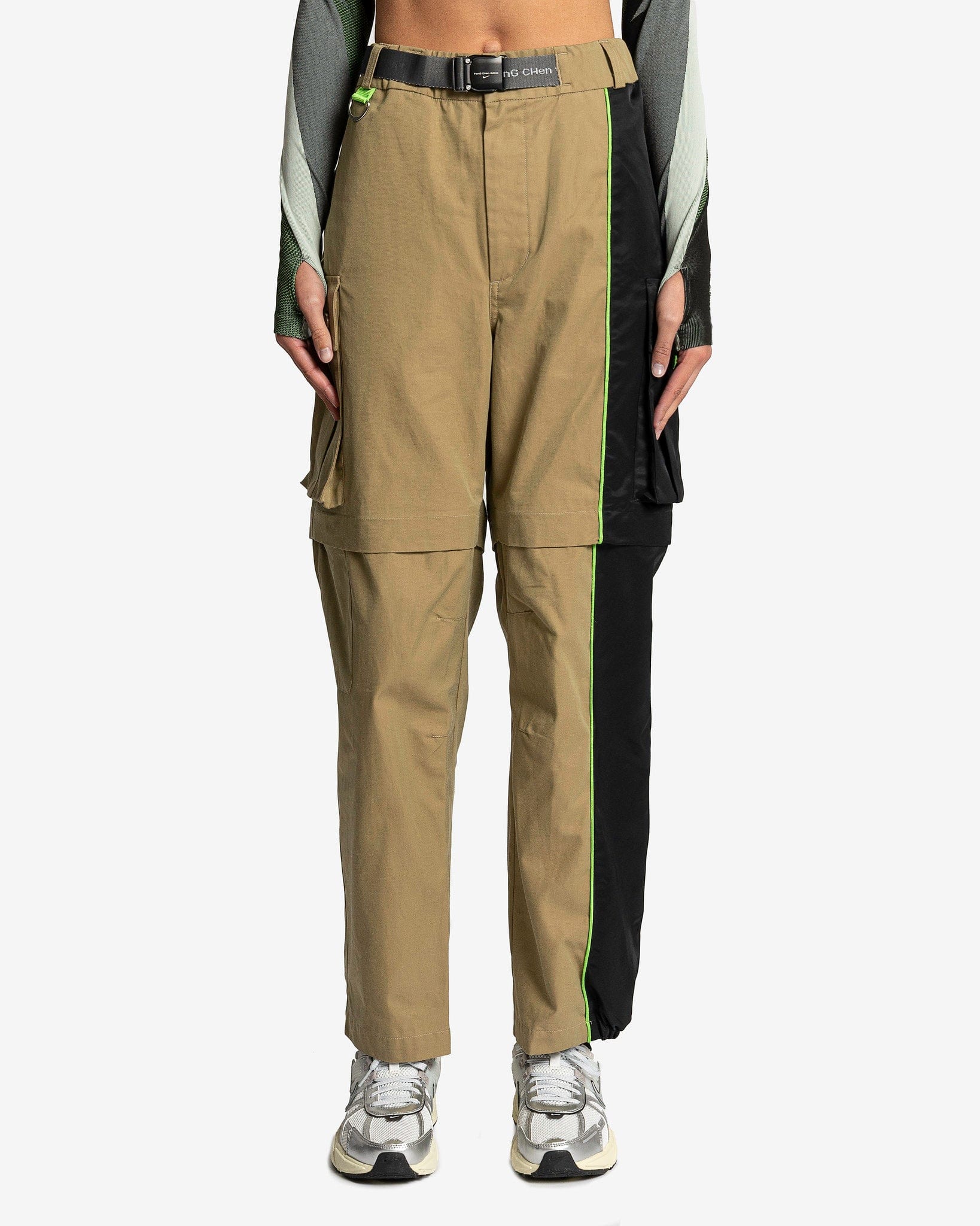 Pro X Feng Chen Wang Cargo Pants In Khaki Nike – Гарантія оригінальності – боковий вид