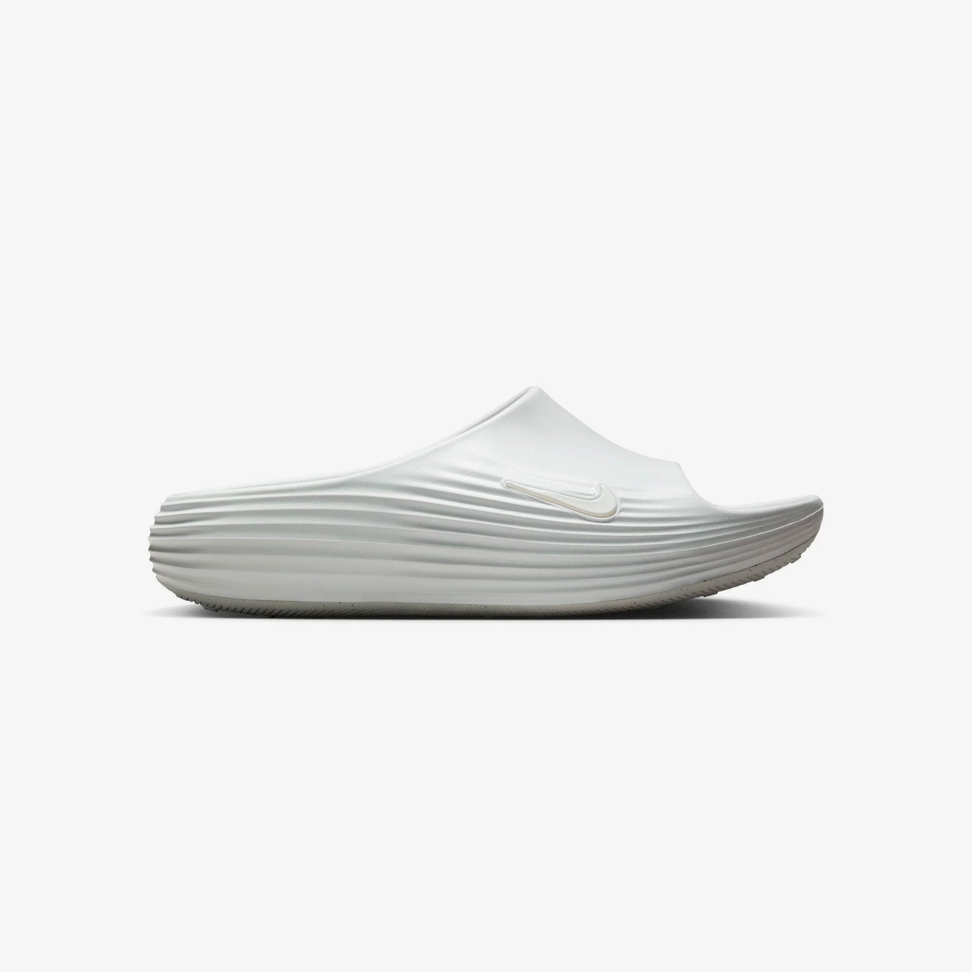 Nike Footwear оригінал | Швидка доставка Україна – боковий вид