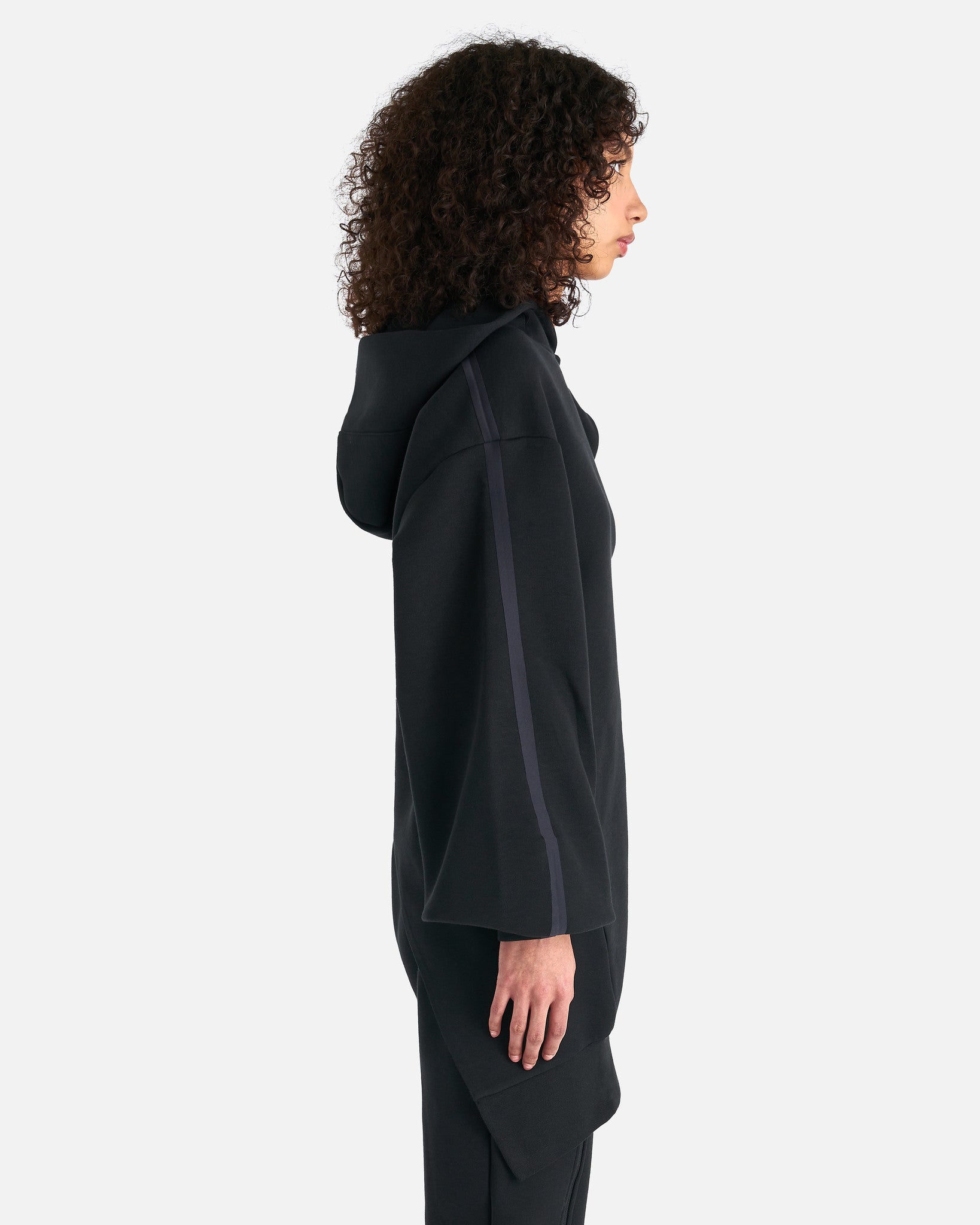 Fleece Asymmetrical Hoodie In Black Nike – Гарантія оригінальності – вид ззаду