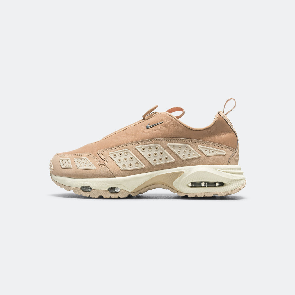 Оригінальна Womens Air Max Sndr Prm Nike – боковий вид