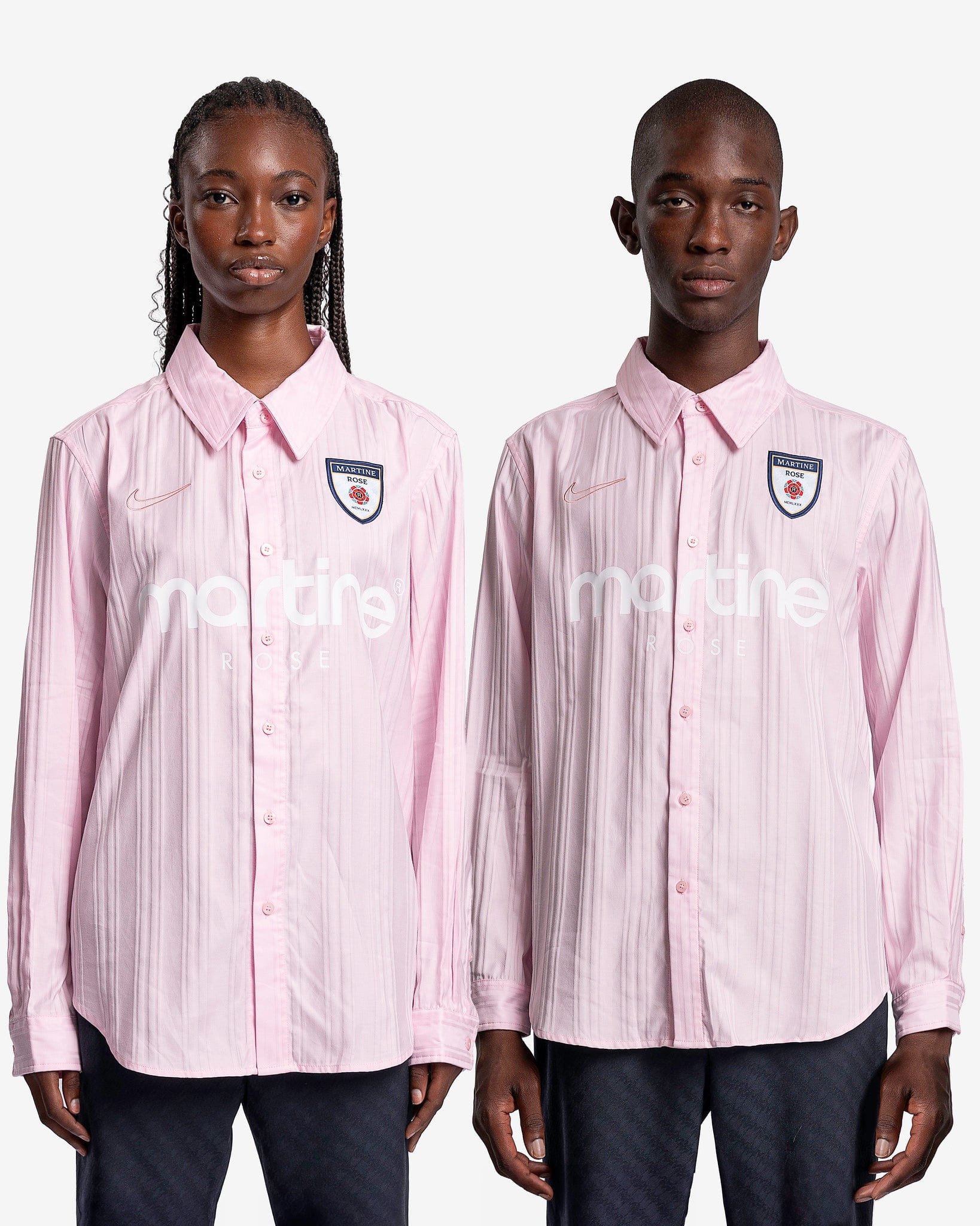 Dress Shirt In Pink Foam Nike оригінал – Купити в Україні – боковий вид