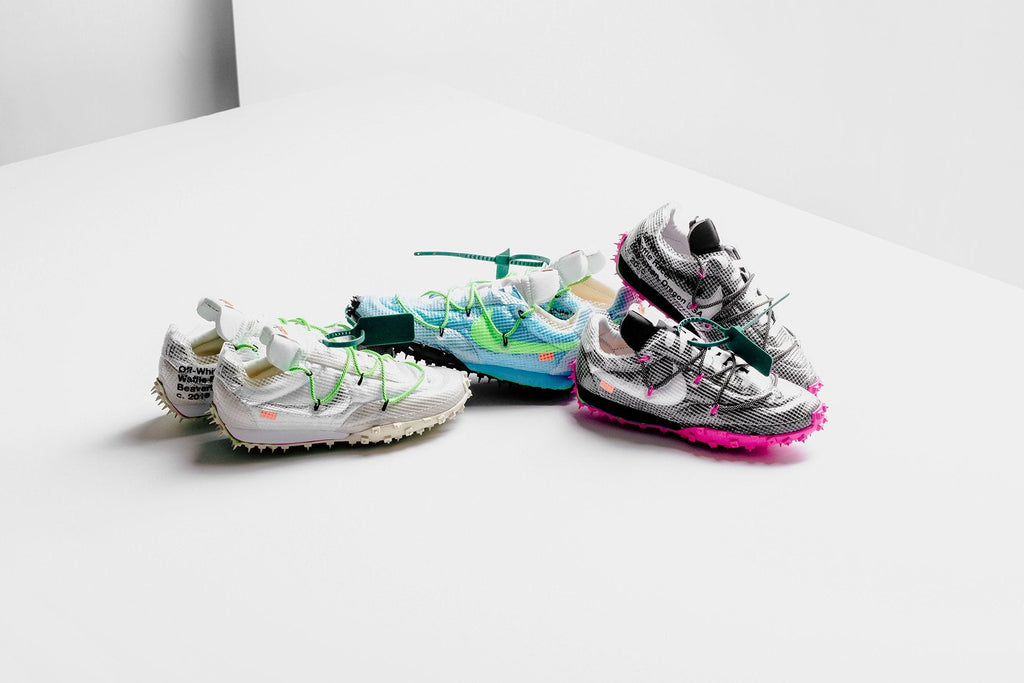 Womens Waffle Racer VIVID Sky Nike оригінал – Купити в Україні – вид ззаду