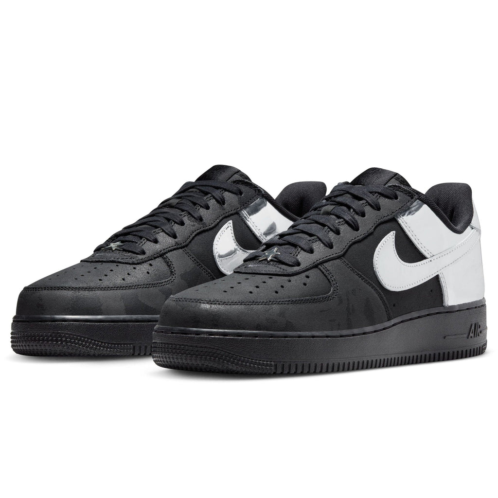 Оригінальна Air Force 1 Low Retro Nike – вид ззаду