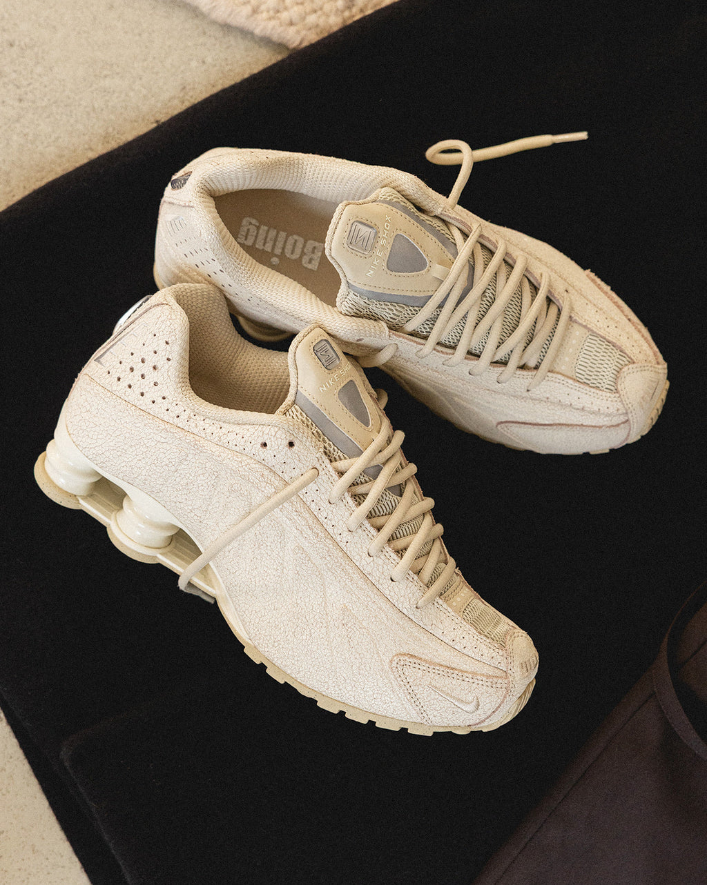 Оригінальна Shox R4 Qs Nike – вид ззаду
