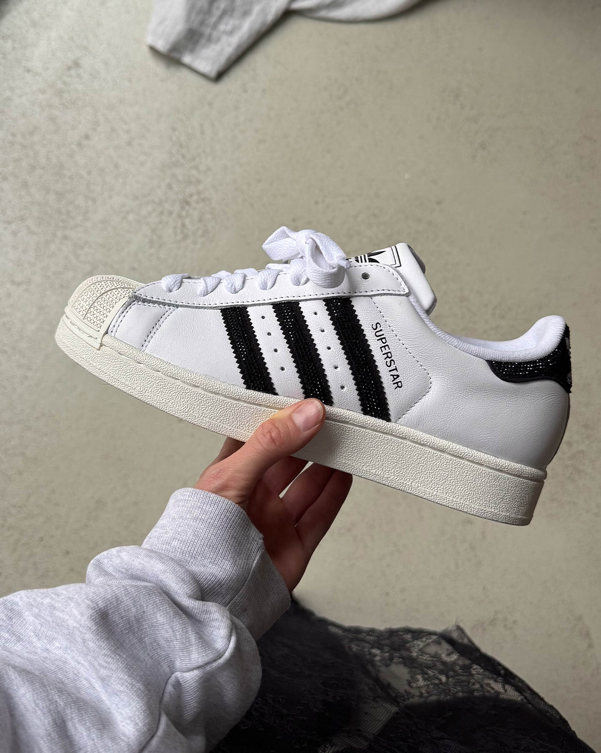 Adidas Footwear оригінал | Швидка доставка Україна – вид ззаду - ADIDAS