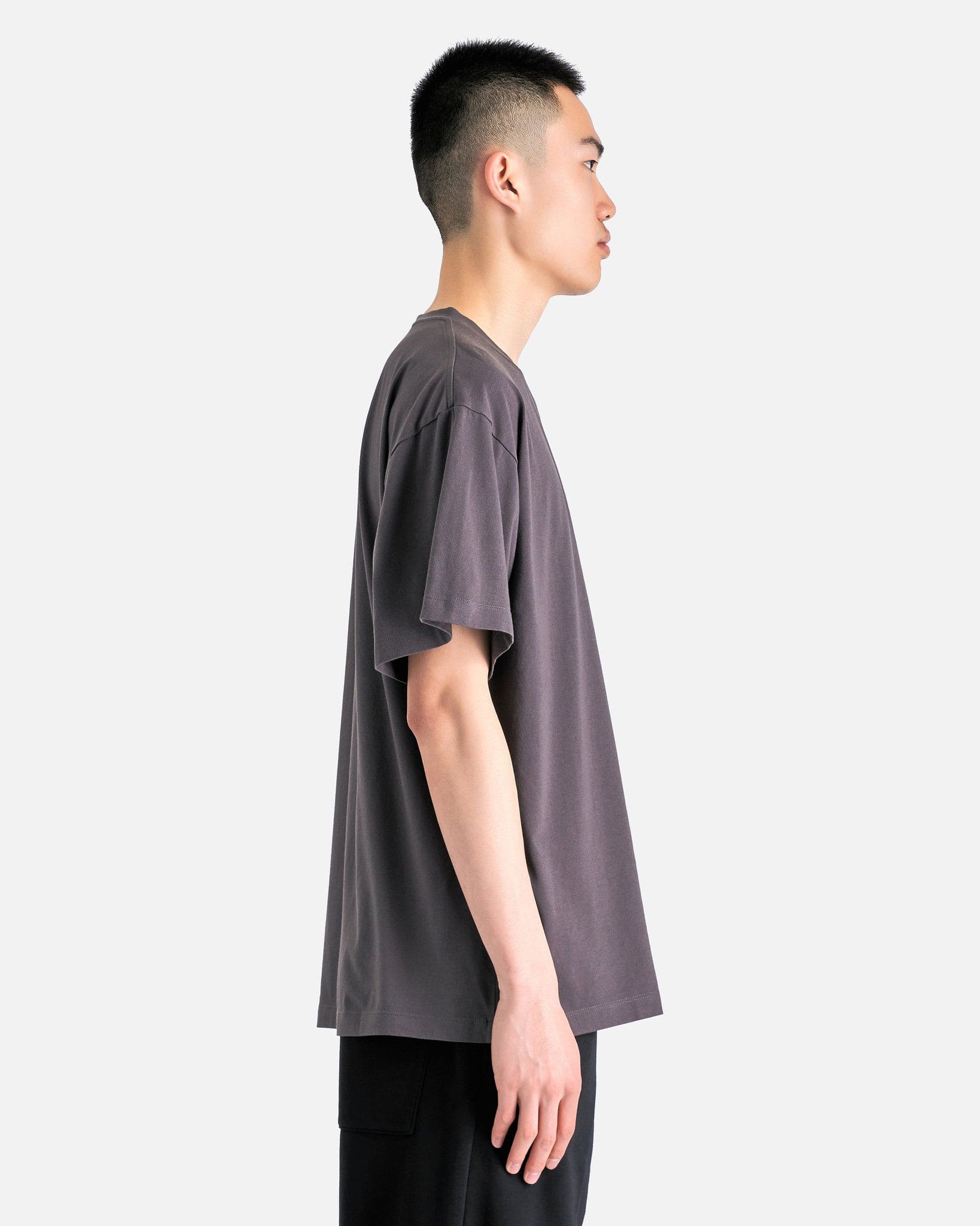 Оригінальна Numbers Logo T-Shirt In Dark Grey Maison margiela – вид ззаду
