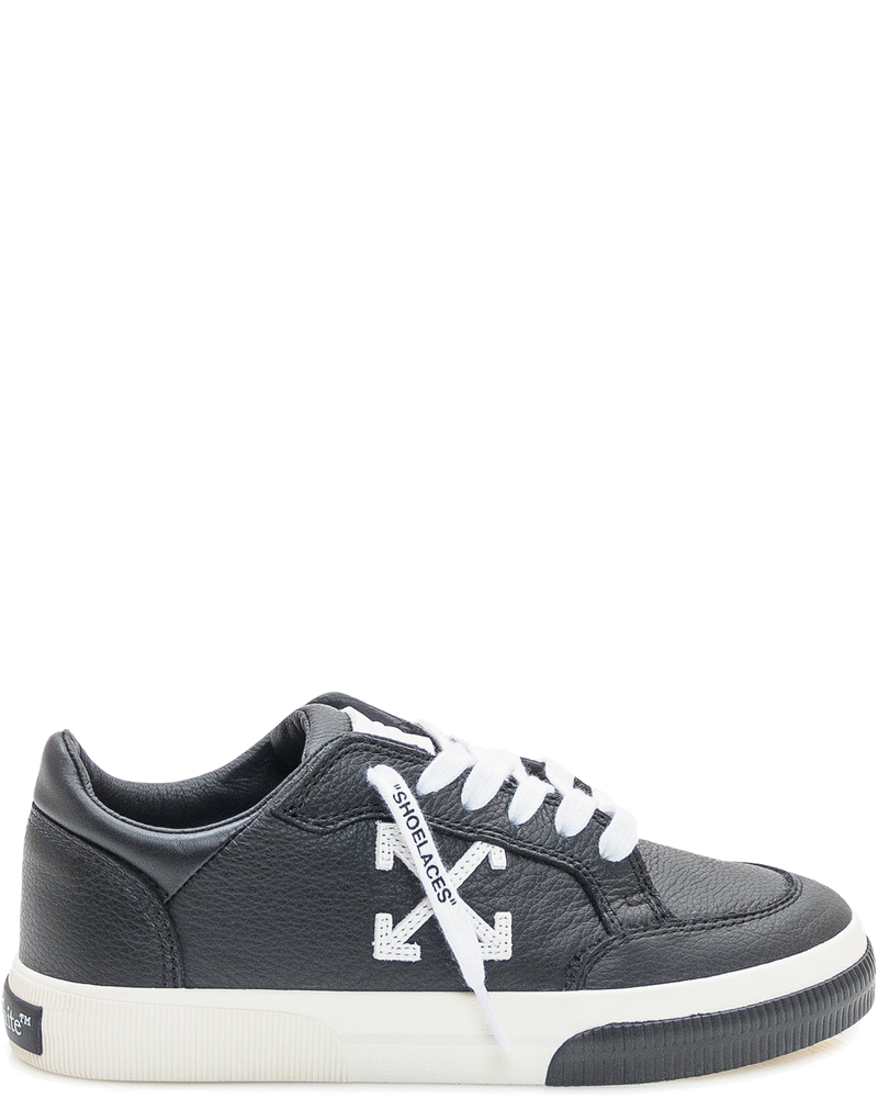 Low Arrow Sneakers Off-white оригінал – Купити в Україні