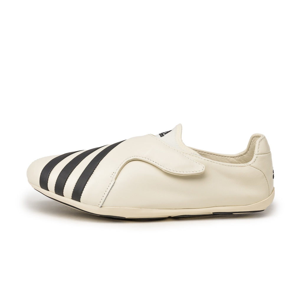 Vario Flat Earther Adidas – Гарантія оригінальності – боковий вид