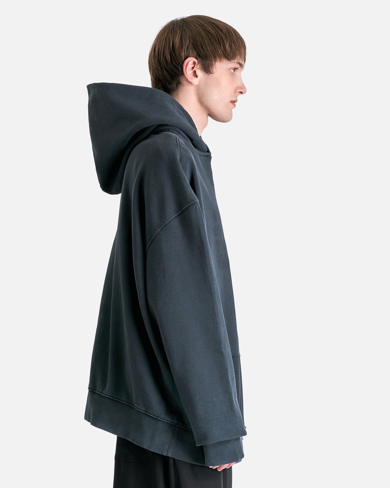 Оригінальна Organic Cotton Fleece Logo Sweatshirt In Washed Black Maison margiela – вид ззаду