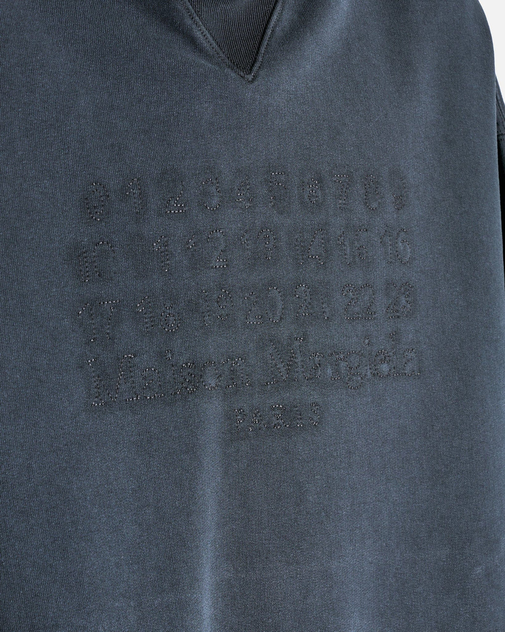 Оригінальна Organic Cotton Fleece Logo Sweatshirt In Washed Black Maison margiela – збільшений вид