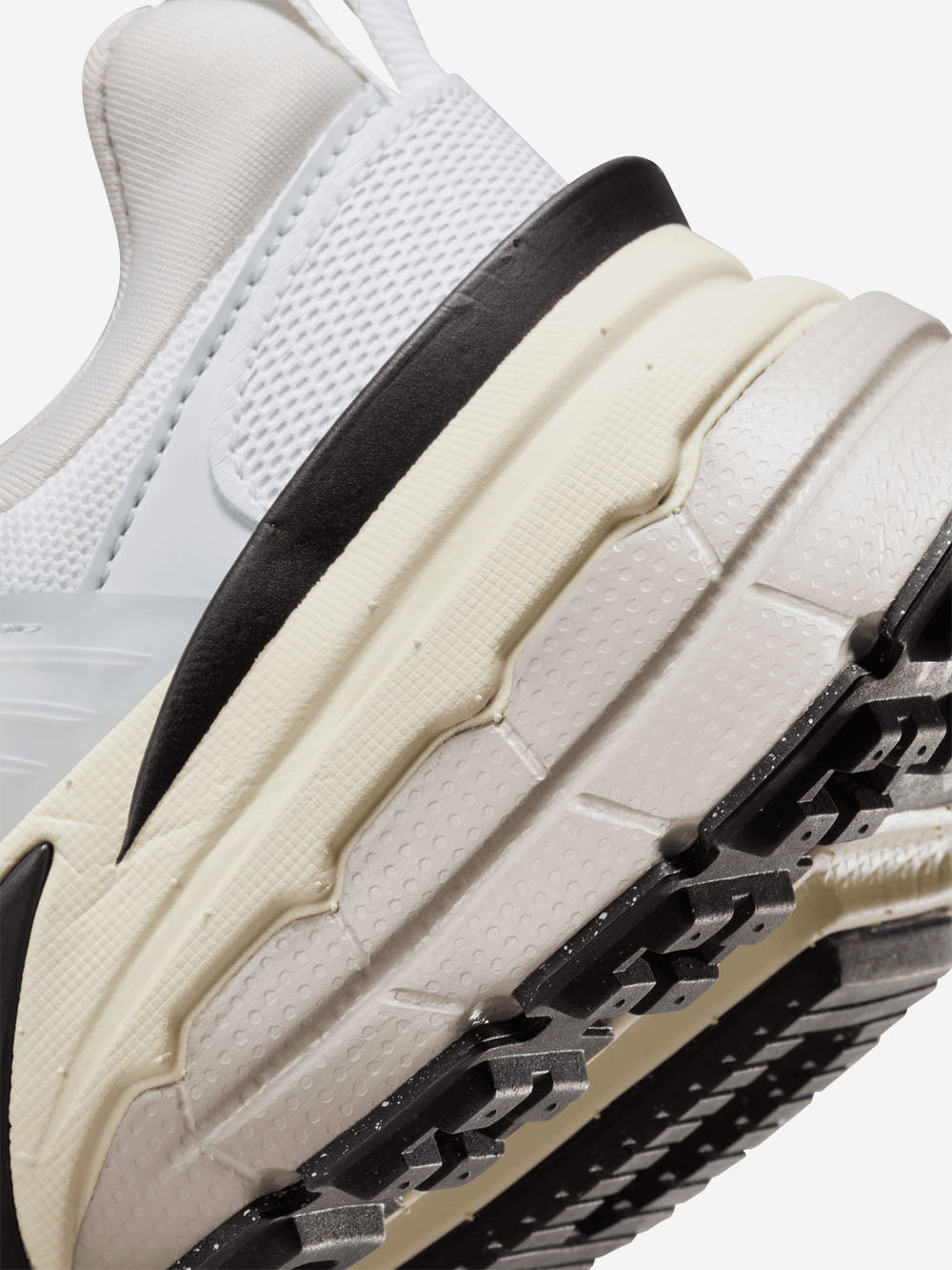 W V2k Run Sneakers Nike – Гарантія оригінальності – збільшений вид