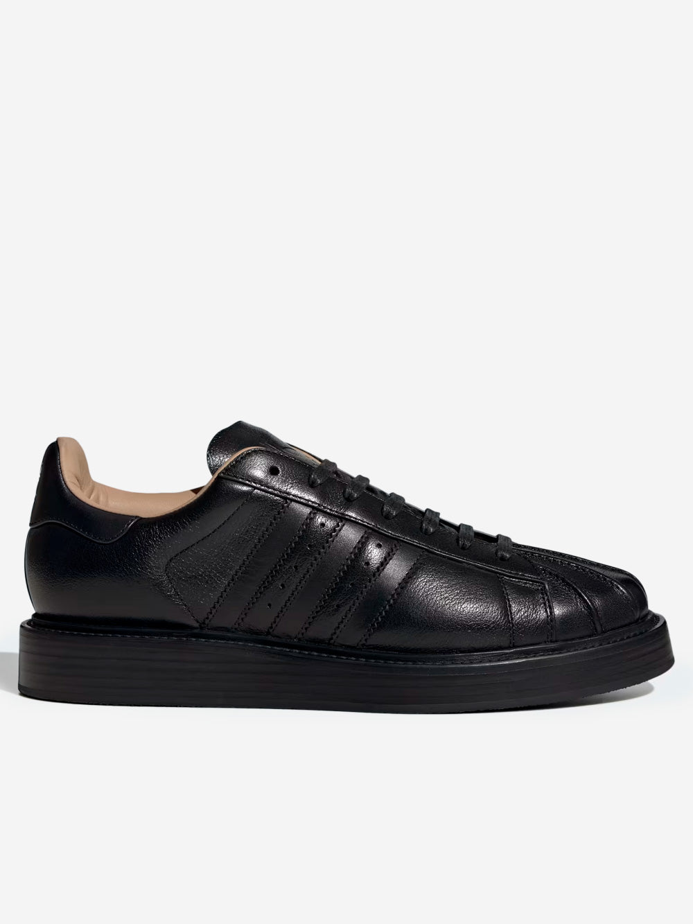 Adidas Footwear оригінал | Швидка доставка Україна – боковий вид