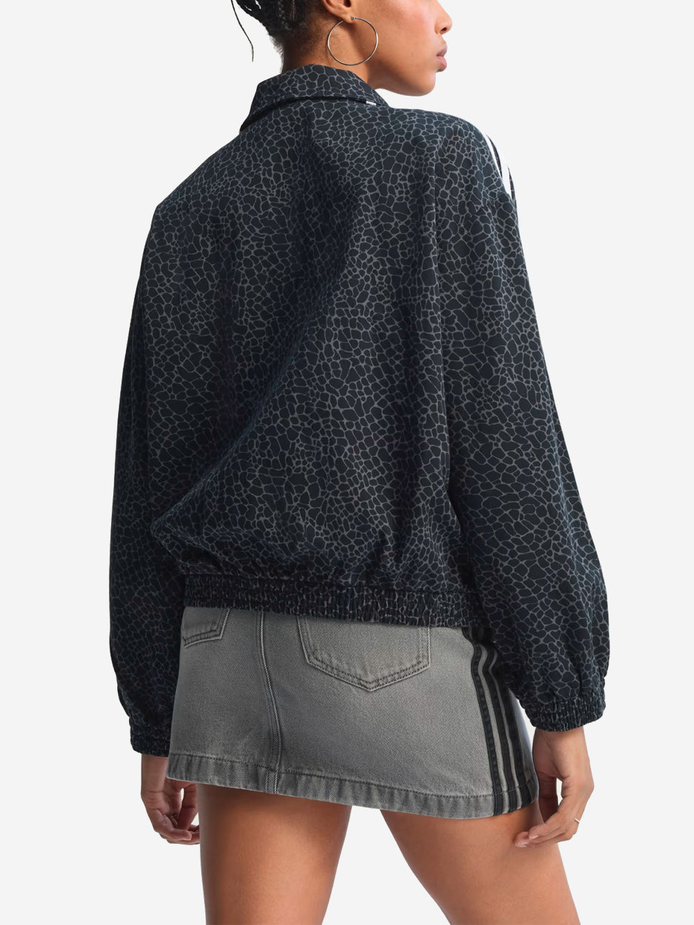 Оригінальна Firebird Oversized Denim Jacket With Black Animal Graphics Adidas – збільшений вид - ADIDAS