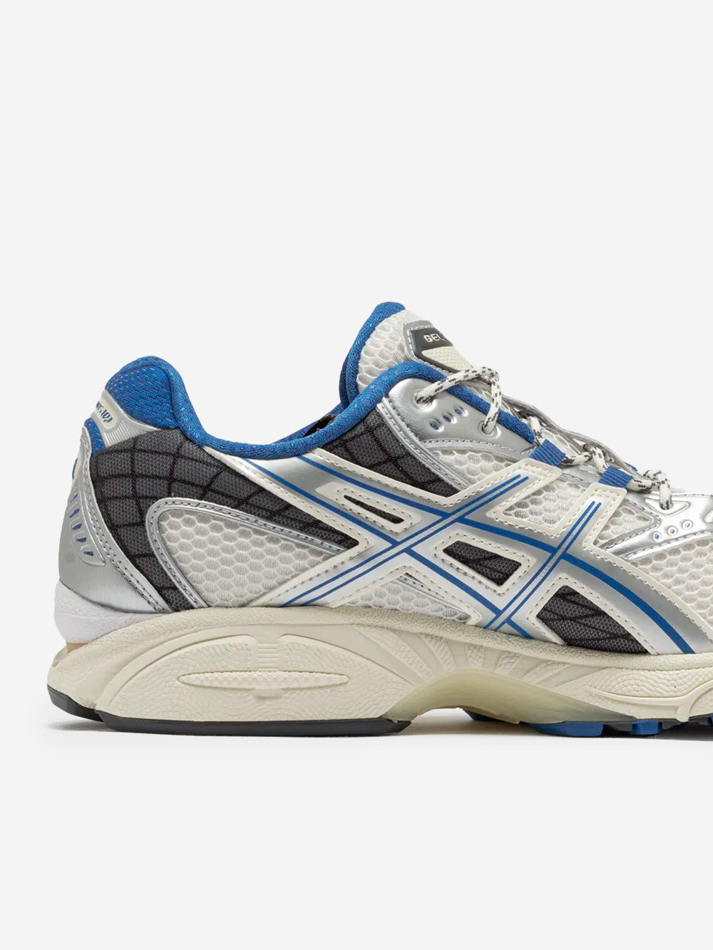 Оригінальна Gel Nimbus 10.1 Cream Polar Night Asics – детальний вид