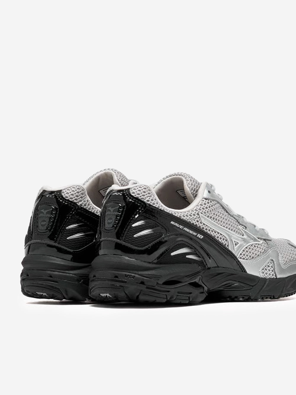 Оригінальна Wave Rider 10 Silver And Black Mizuno – збільшений вид