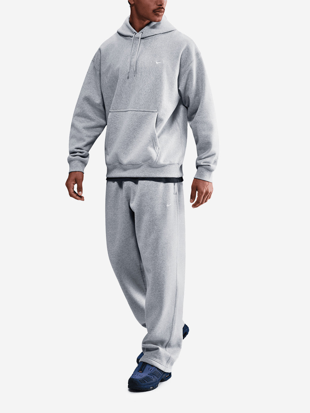 Gray Fleece Pants With Open Hemline Nike оригінал – Купити в Україні – вид ззаду
