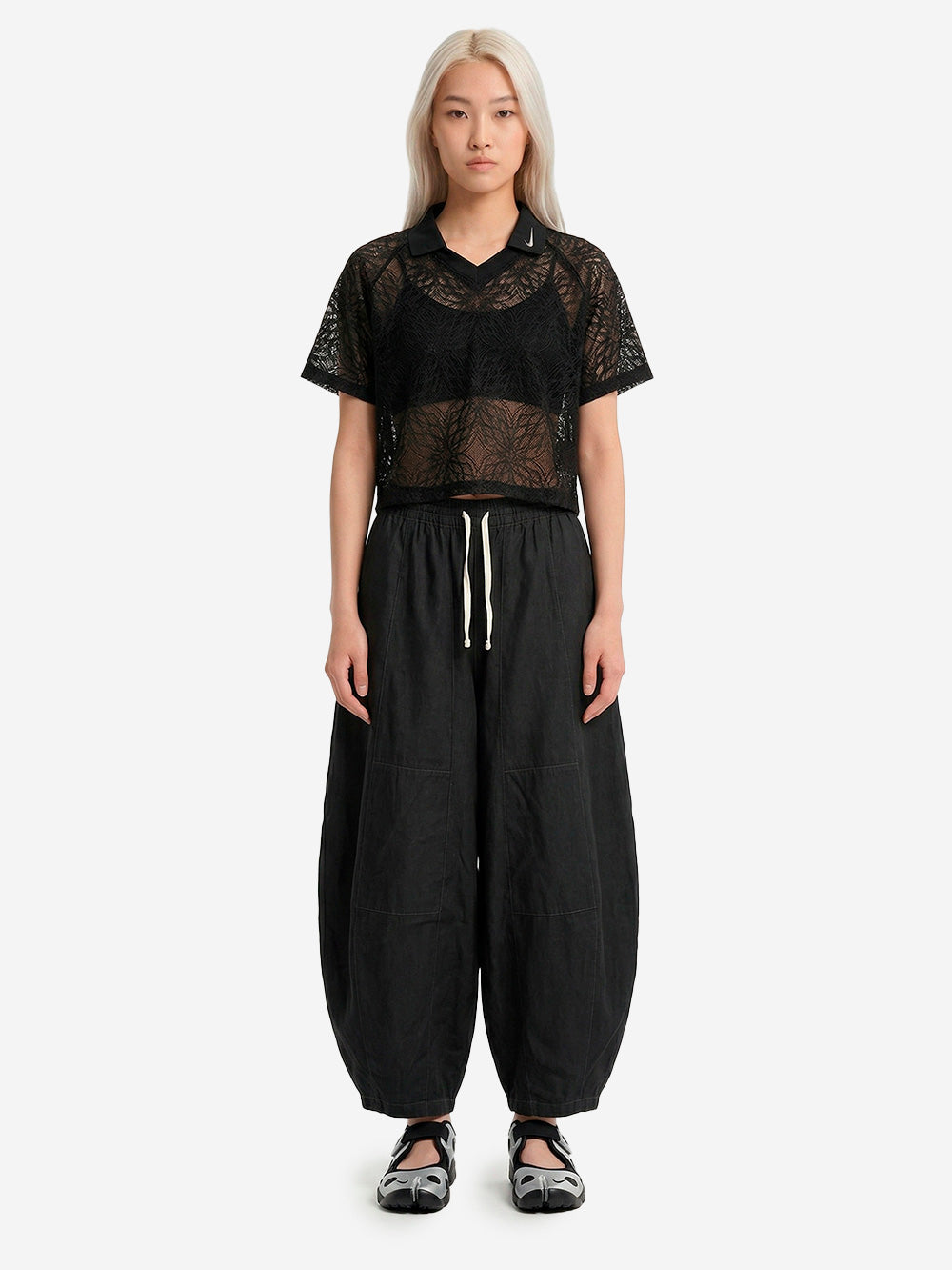 Оригінальна Black Loose Fit Jersey Polo Shirt With Lace Nike – вид ззаду