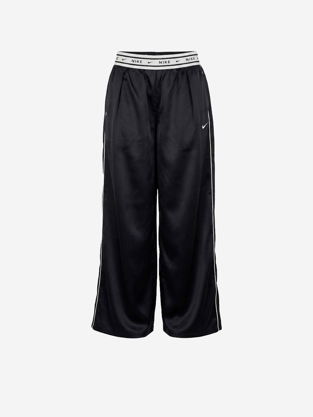 Оригінальна Black Relaxed Fit Satin Pants Nike – боковий вид