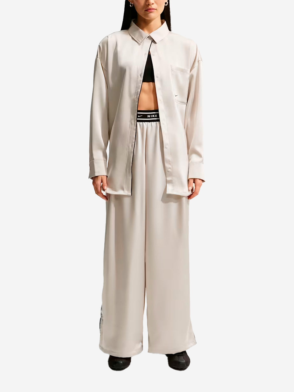 Relaxed Fit Light Bone Satin Pants Nike – Гарантія оригінальності – вид ззаду