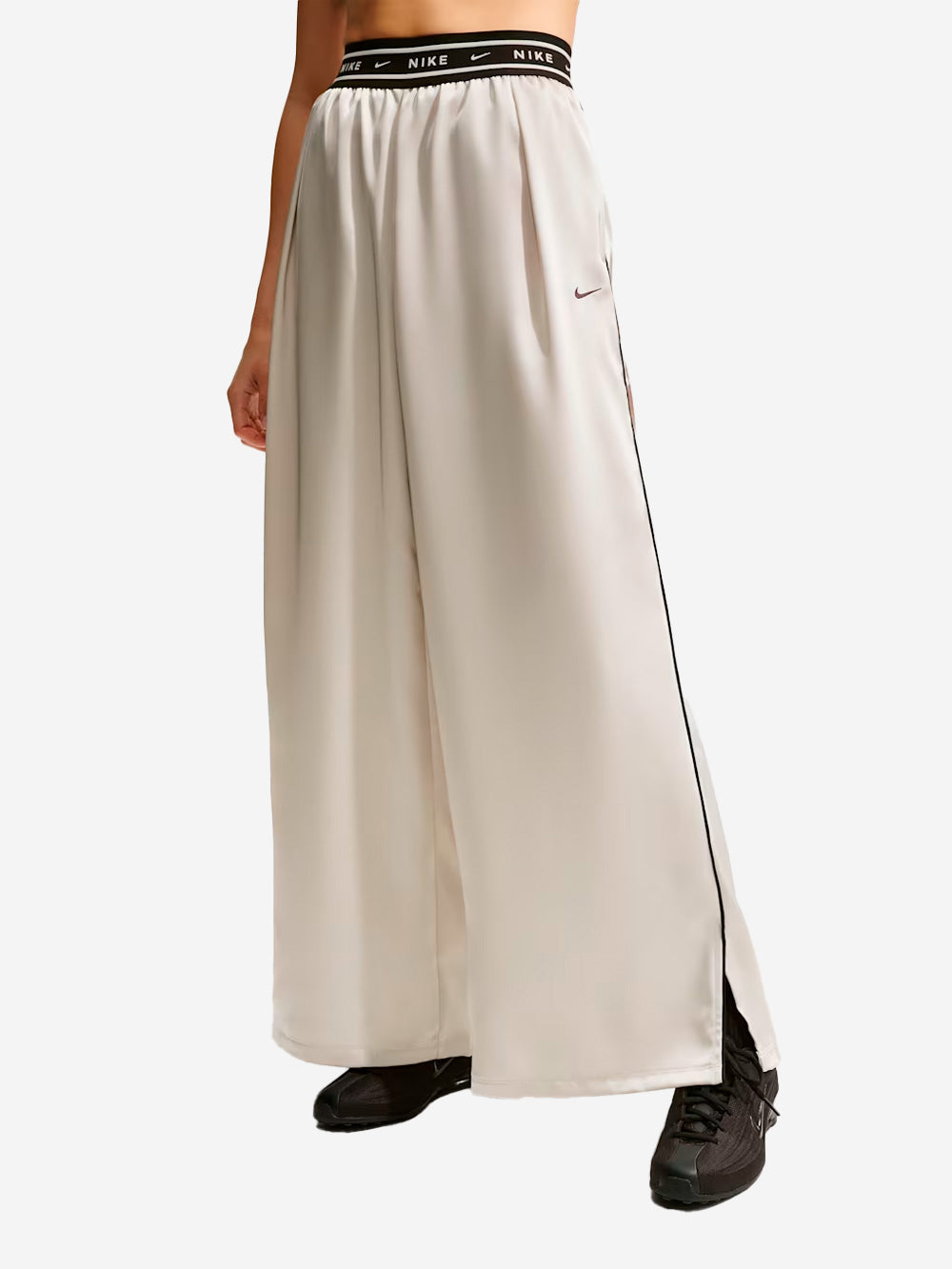 Relaxed Fit Light Bone Satin Pants Nike – Гарантія оригінальності – детальний вид