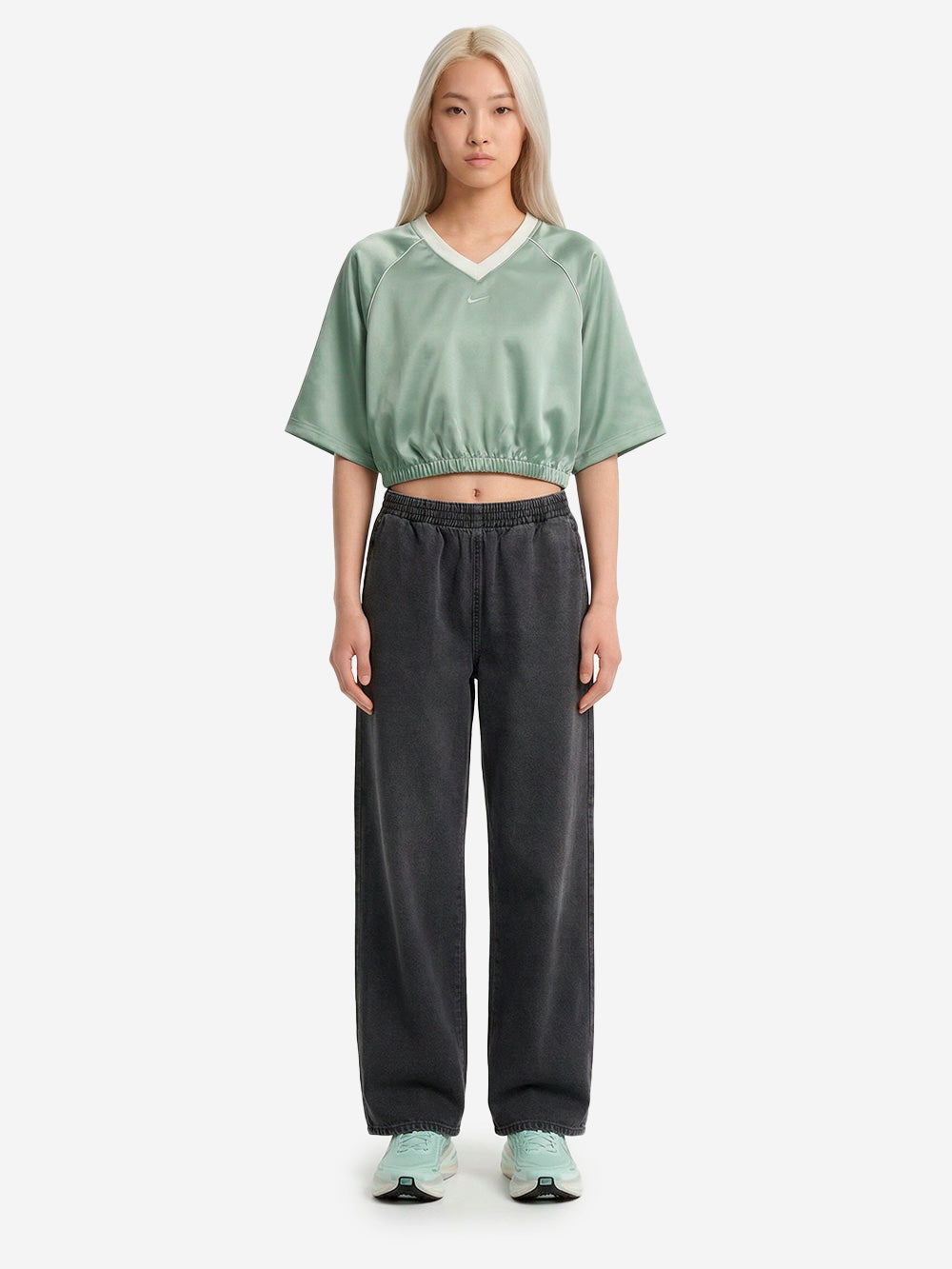 Green Satin Oversized T-Shirt With Raglan Sleeves Nike – Гарантія оригінальності – вид ззаду