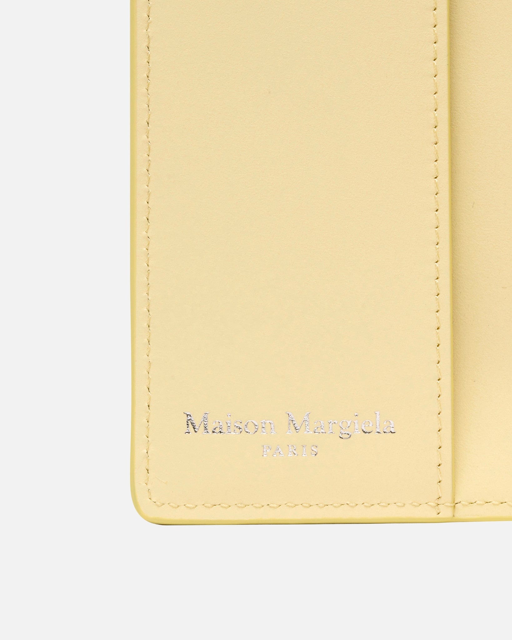 Passport Cover In Lemon Maison margiela – Гарантія оригінальності – збільшений вид