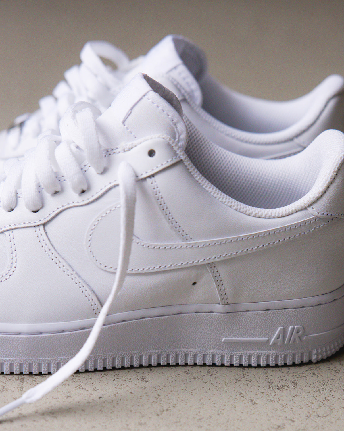 Оригінальна Air Force 1 07 Nike – детальний вид
