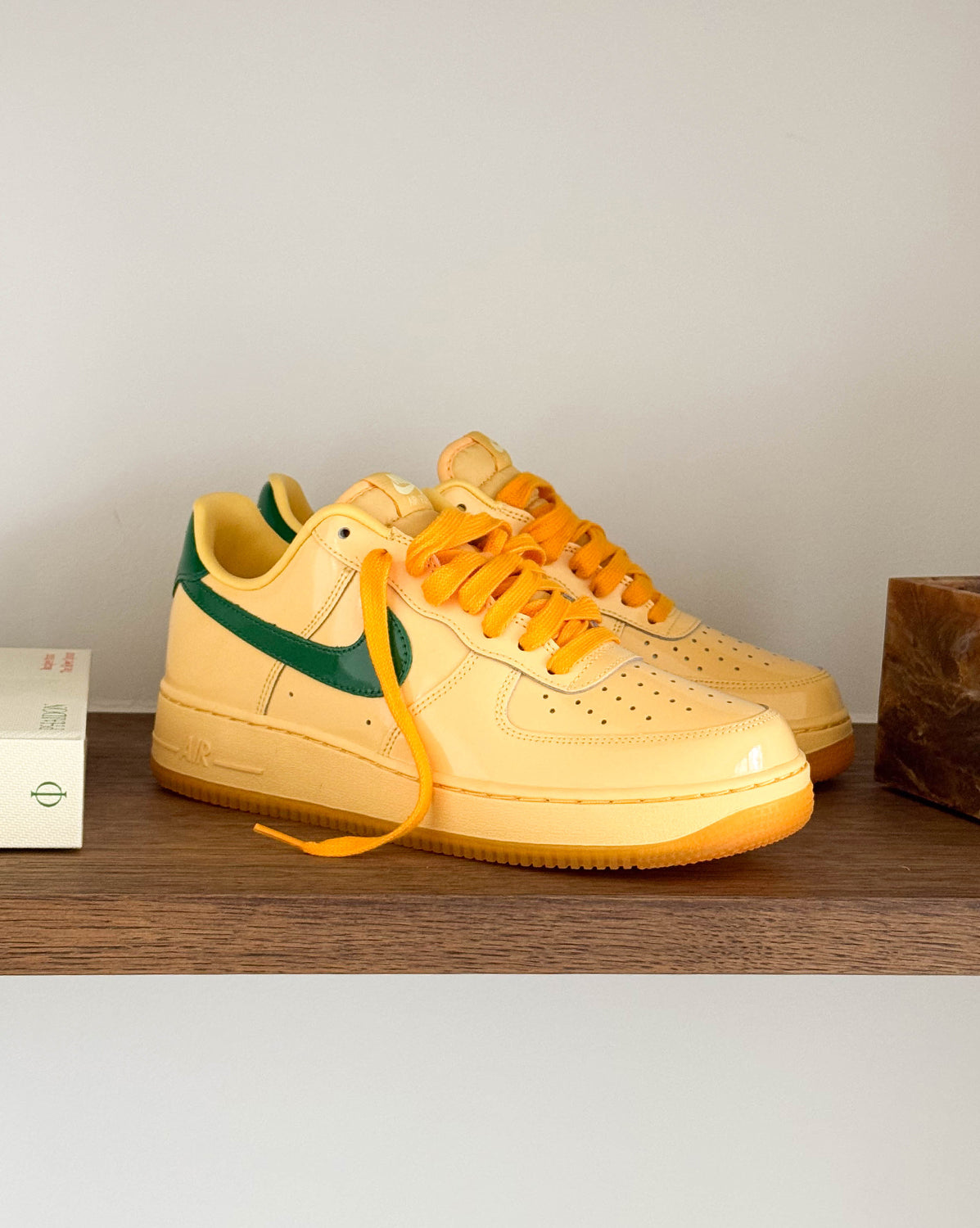 Air Force 1 Low Qs *patent* Nike оригінал – Купити в Україні – вид ззаду
