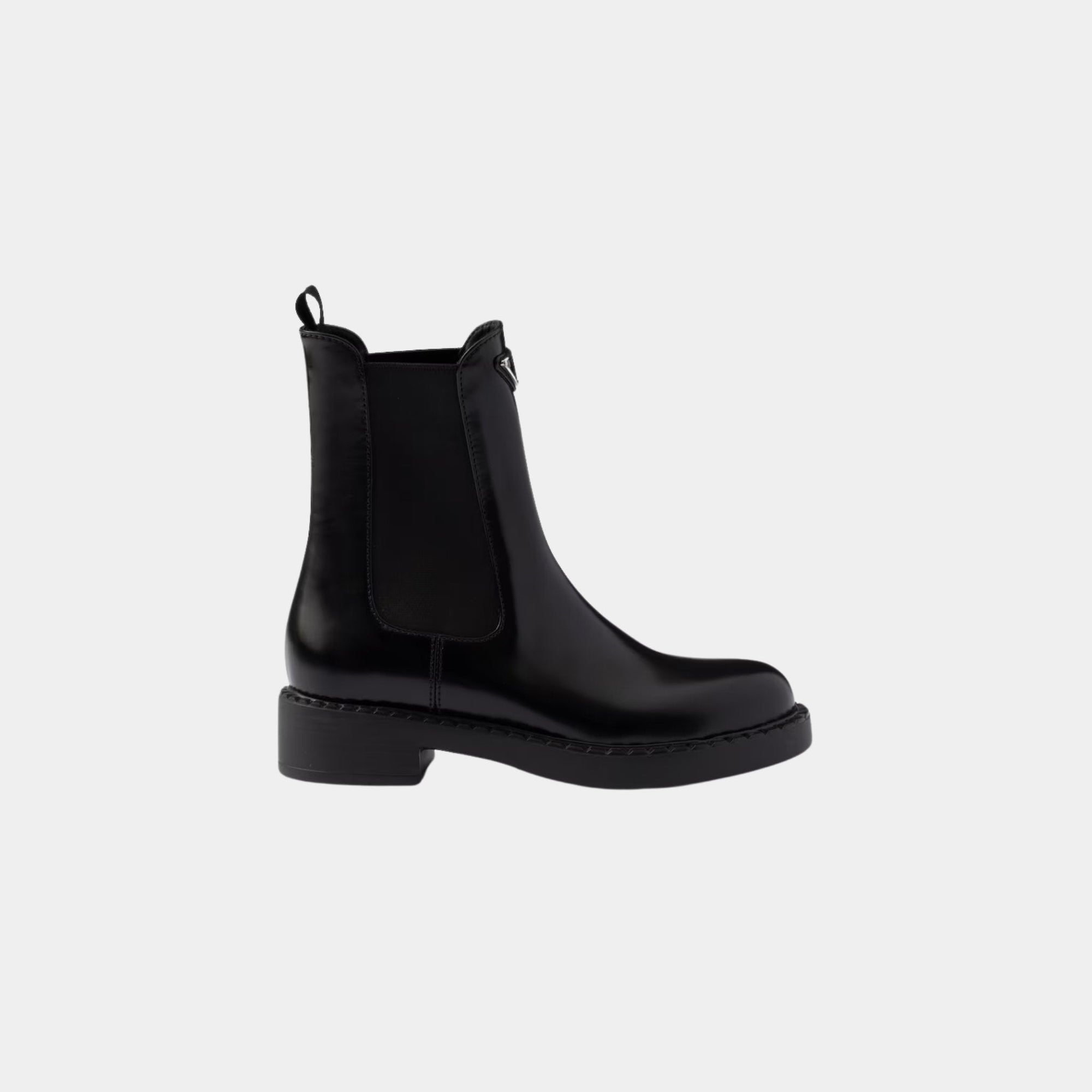 Prada Footwear оригінал | Швидка доставка Україна – боковий вид