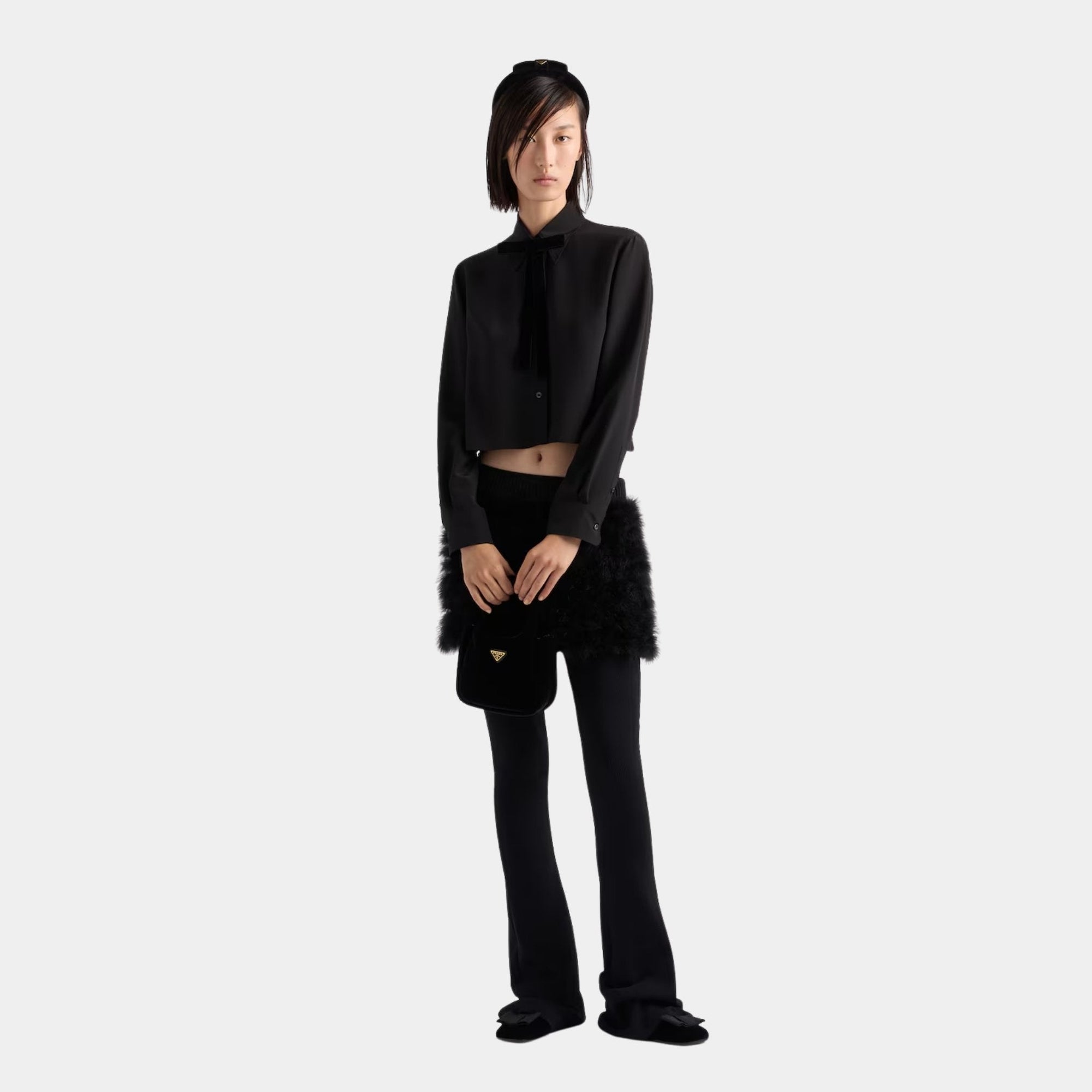 Crepe De Chine Boxy Shirt With Velvet Bow Prada – Гарантія оригінальності – вид ззаду