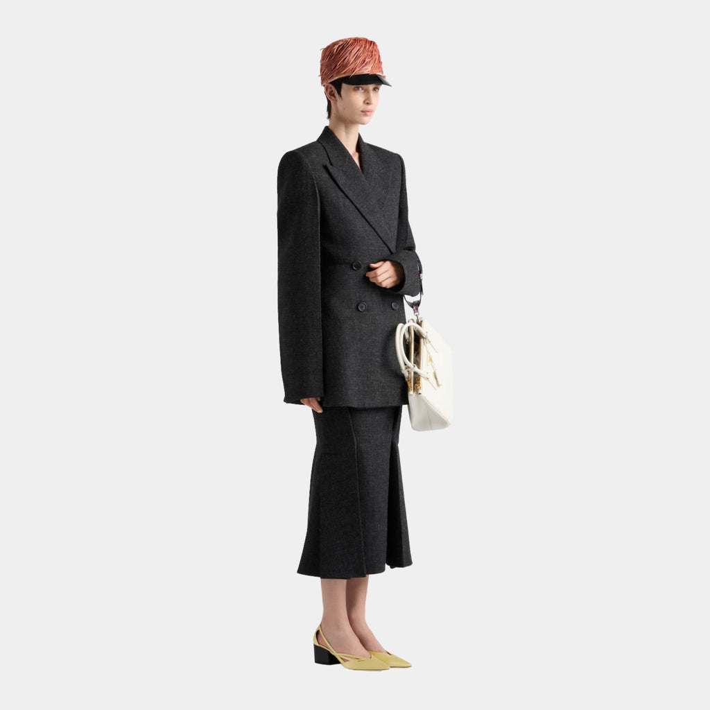 Prada Outerwear оригінал | Швидка доставка Україна – вид ззаду