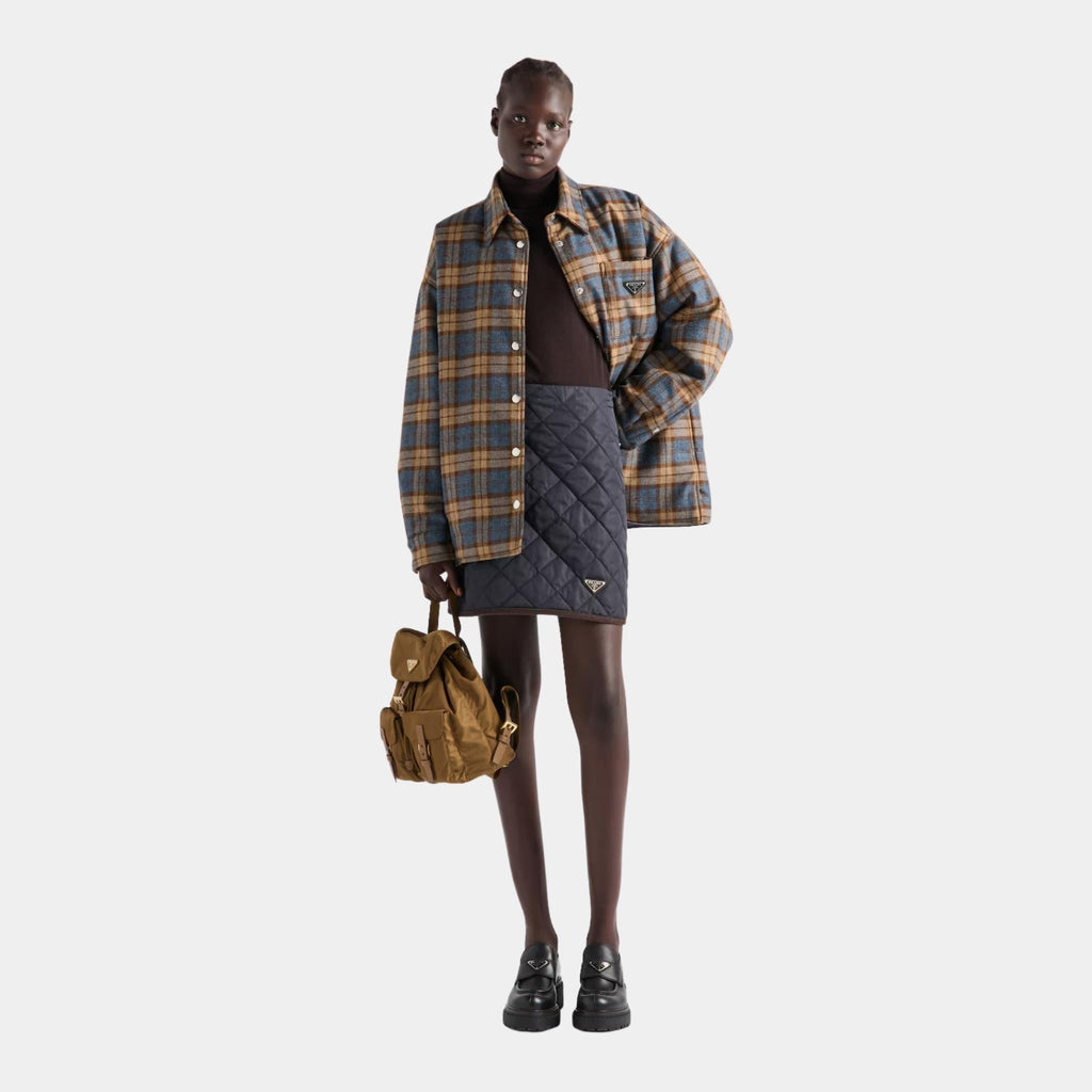 Lightweight Re-Nylon Miniskirt Prada – Гарантія оригінальності – вид ззаду