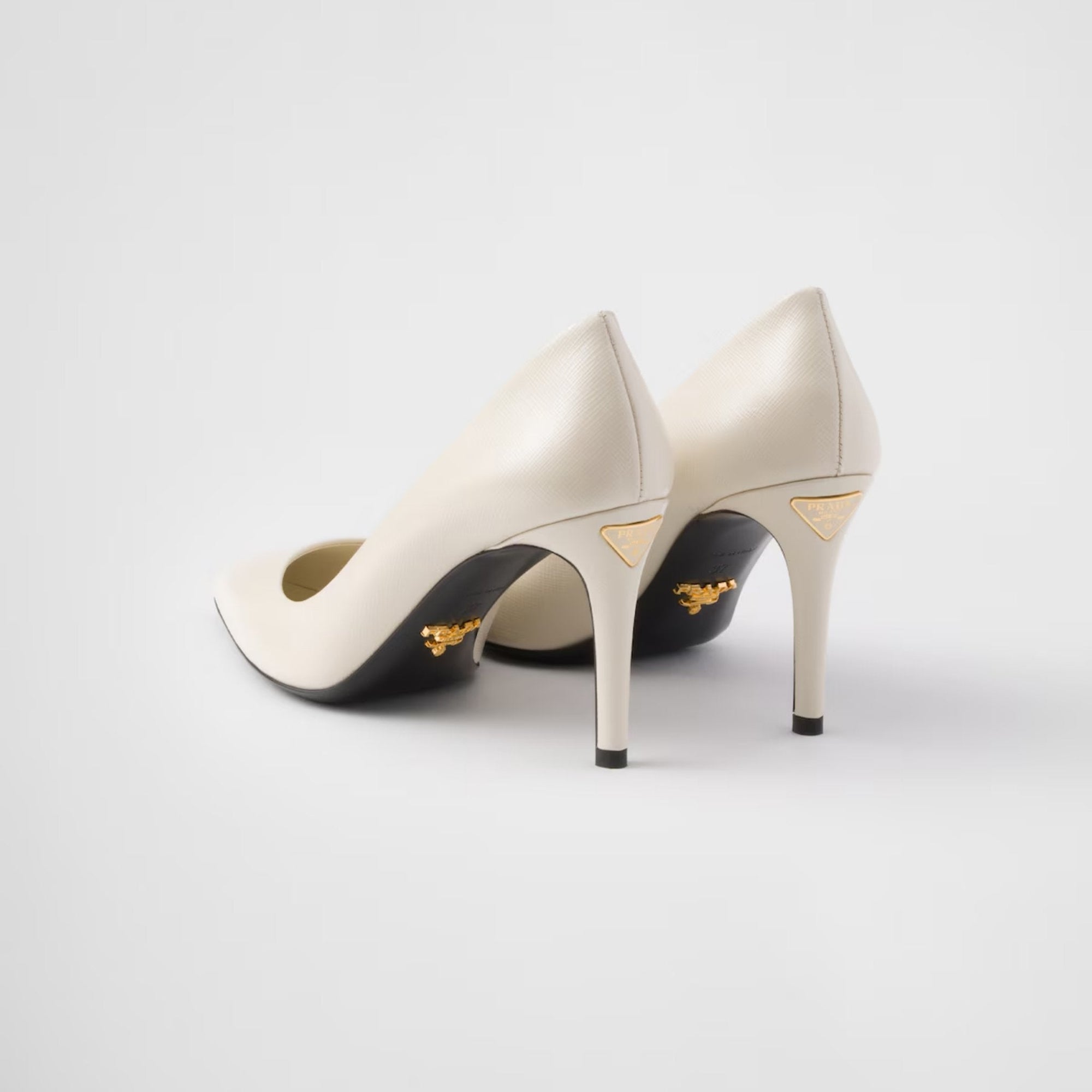 Оригінальна Patent Saffiano Leather Pumps Prada – детальний вид