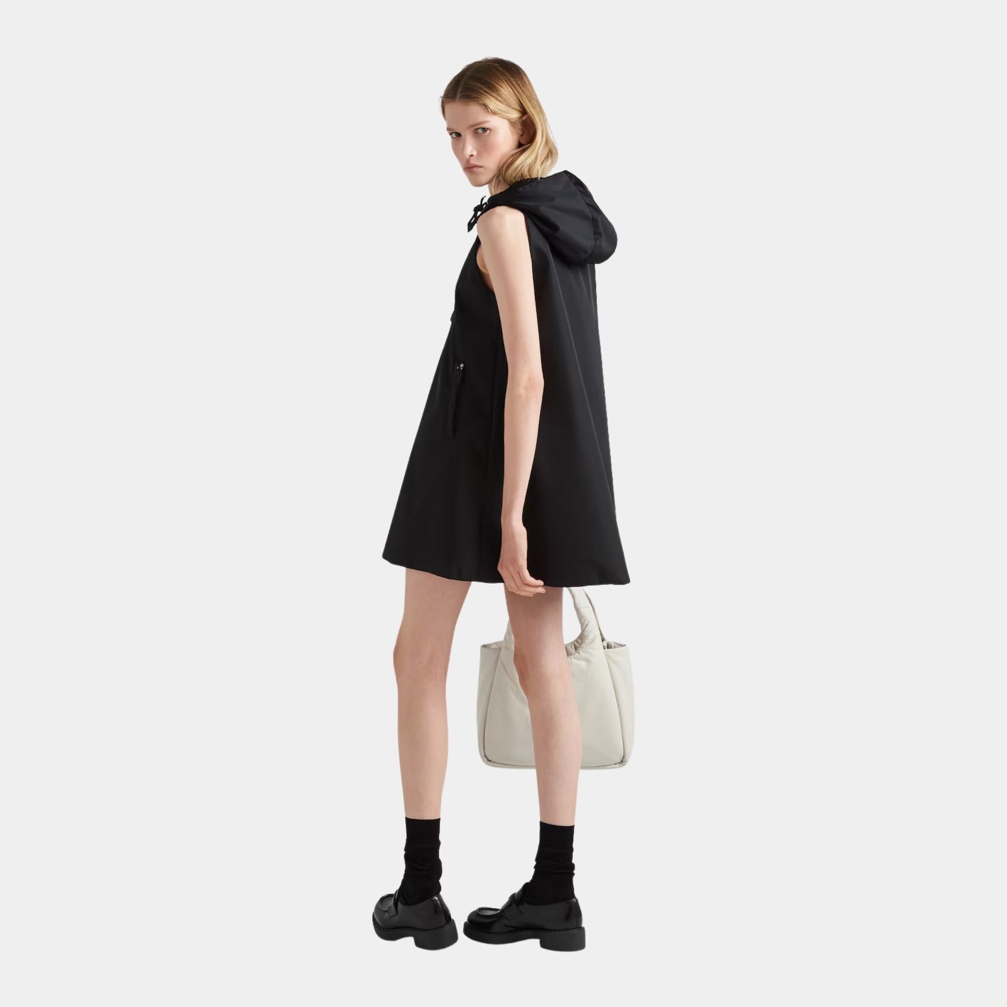 Prada Dresses & Skirts оригінал | Швидка доставка Україна – детальний вид
