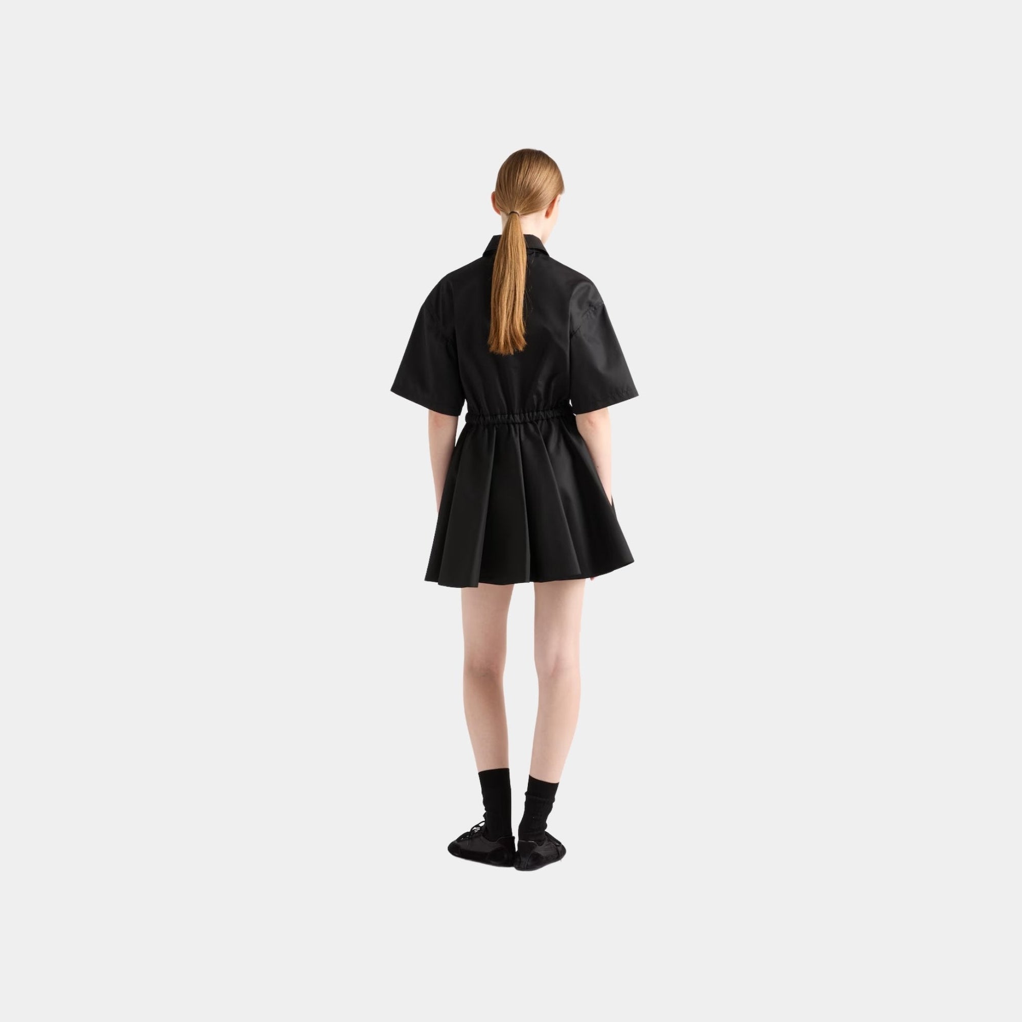 Оригінальна Short Sleeved Re-Nylon Dress Prada – вид ззаду