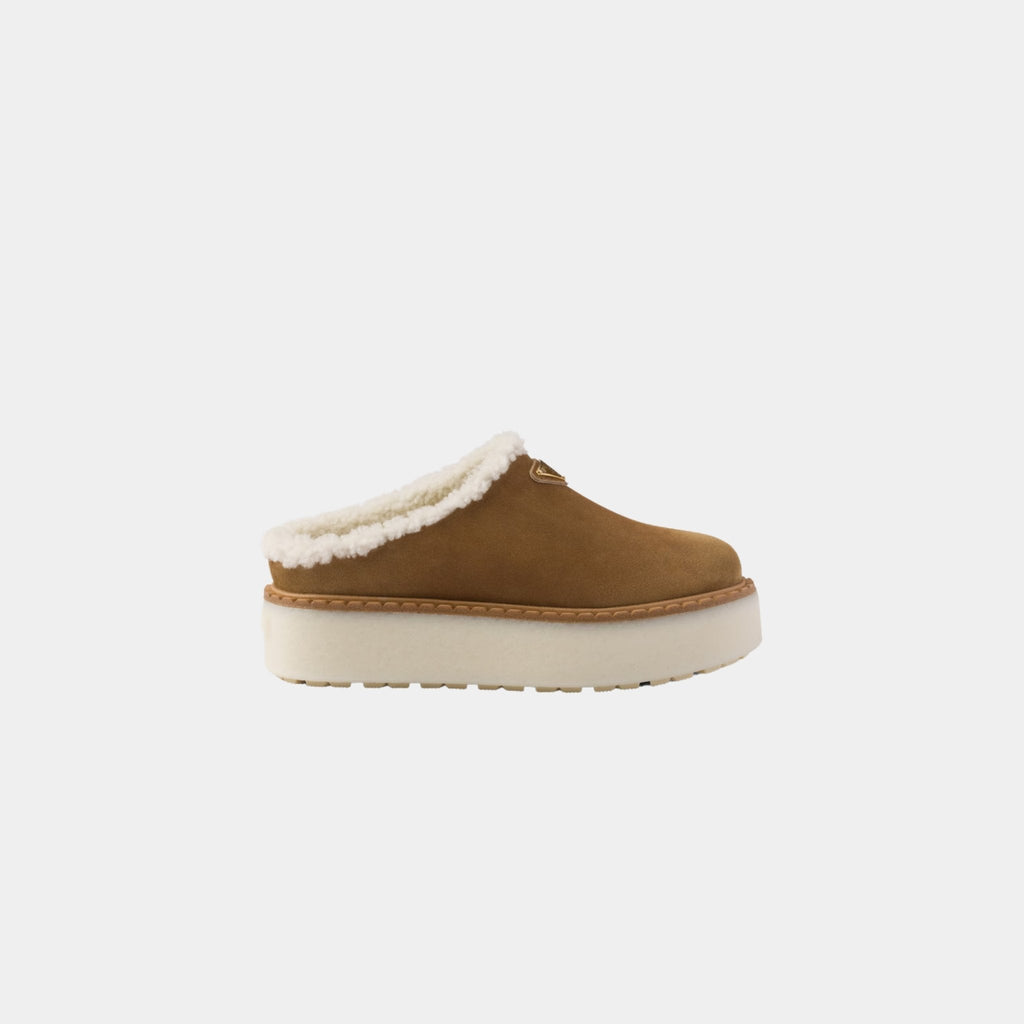 Suede Slippers With Flatform Sole Prada – Гарантія оригінальності – боковий вид