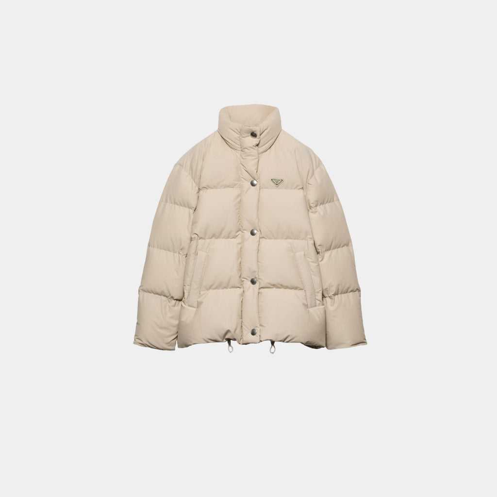 Prada Outerwear оригінал | Швидка доставка Україна – боковий вид