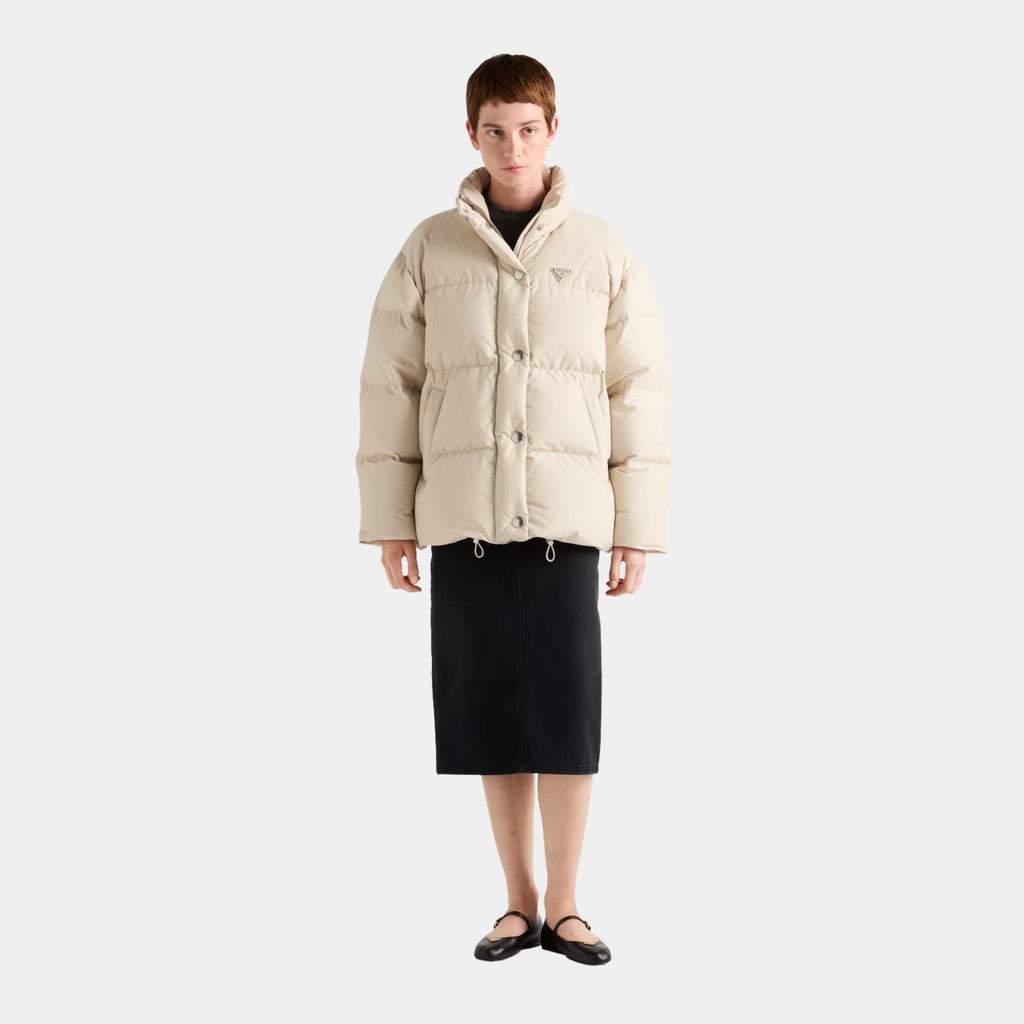 Prada Outerwear оригінал | Швидка доставка Україна – вид ззаду
