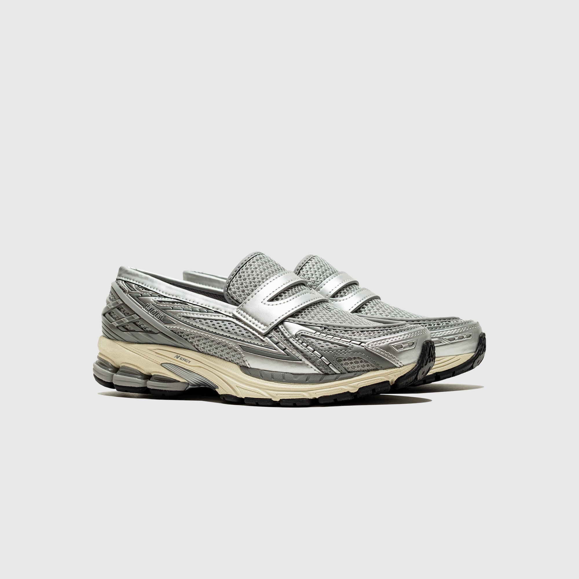 U1906lare Metallic Silver New balance – Гарантія оригінальності – вид ззаду
