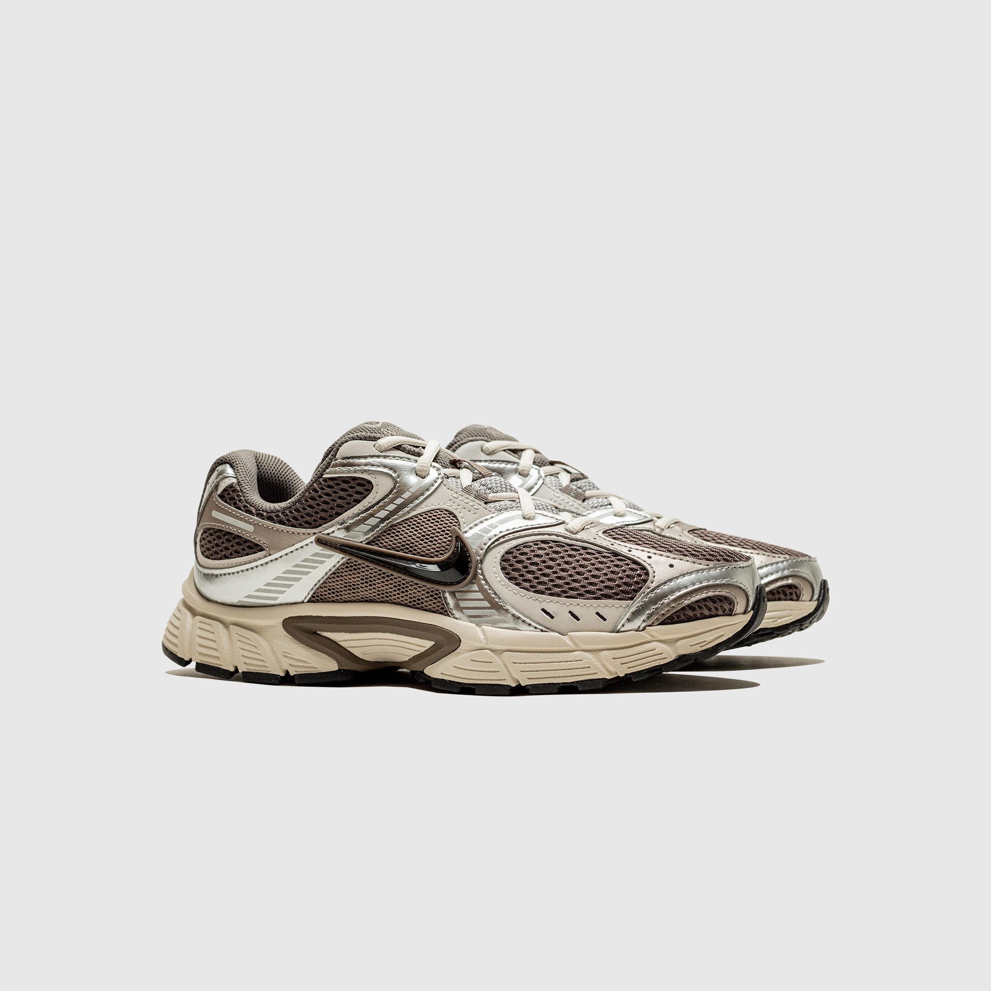 Nike Footwear оригінал | Швидка доставка Україна – вид ззаду